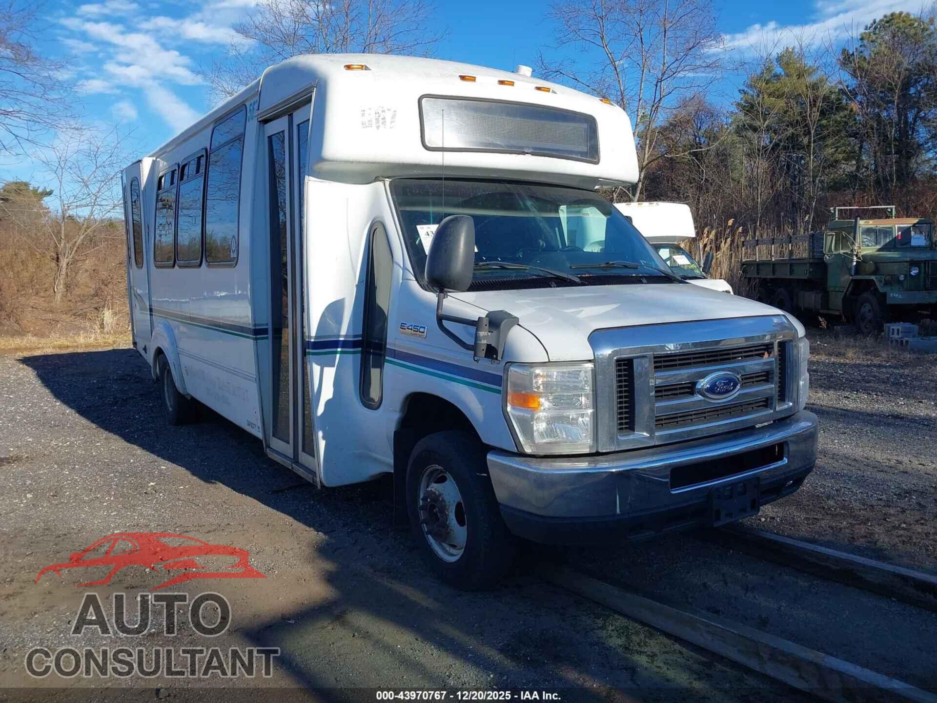 FORD E-450 CUTAWAY 2015 - 1FDFE4FS9FDA12138