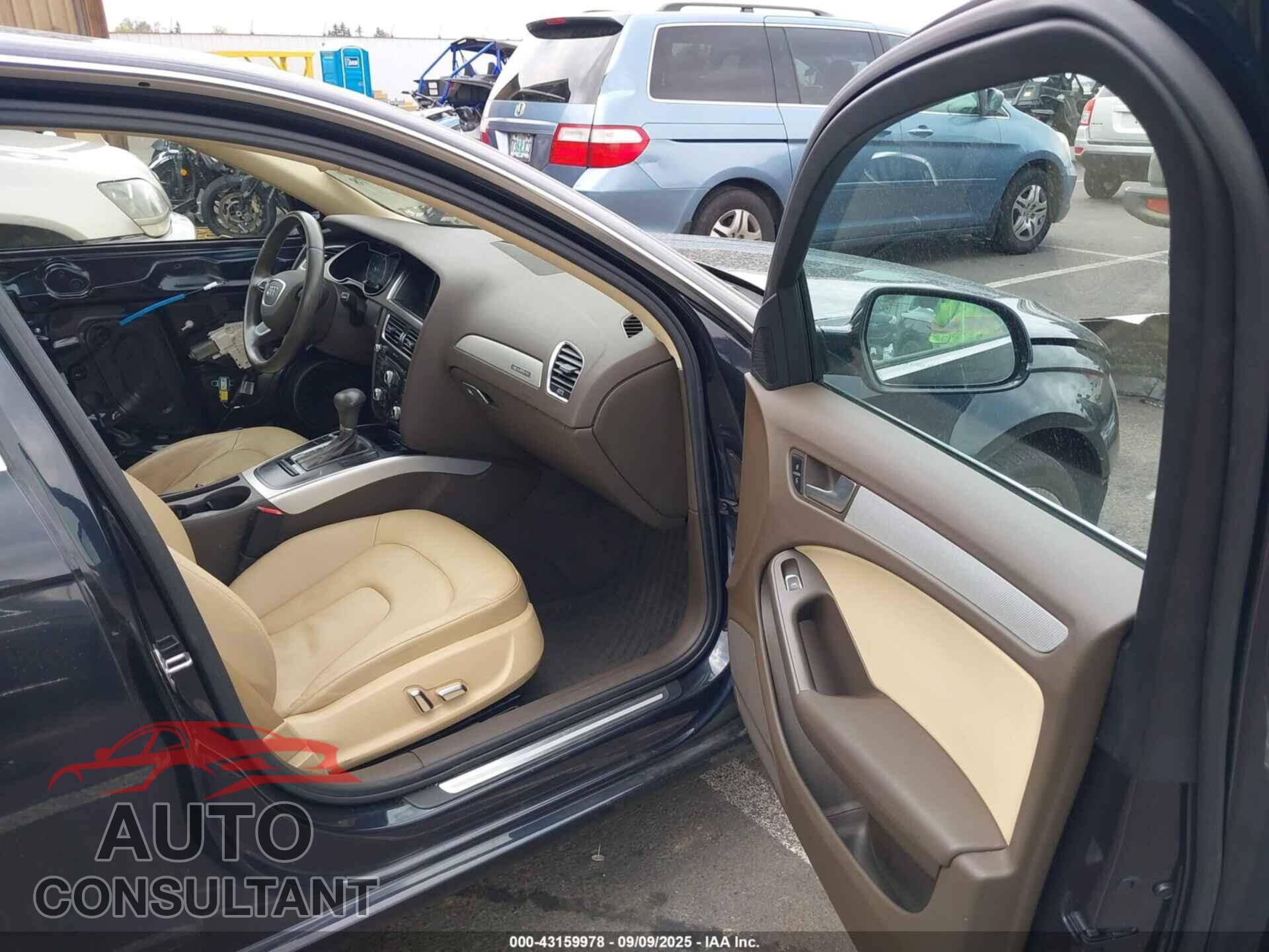 AUDI A4 2013 - WAUFFAFL2DN005237