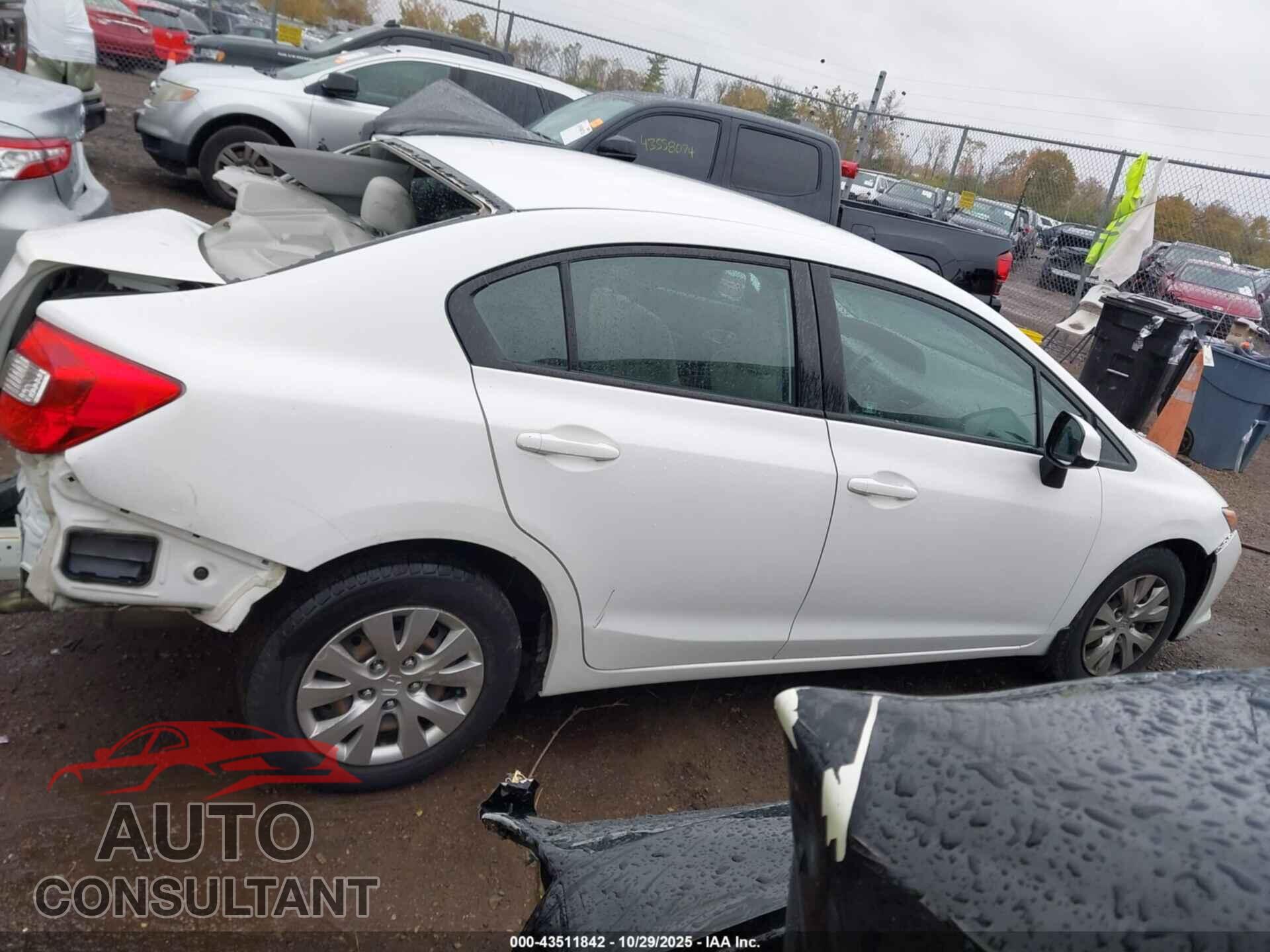 HONDA CIVIC 2012 - 19XFB2F59CE042004