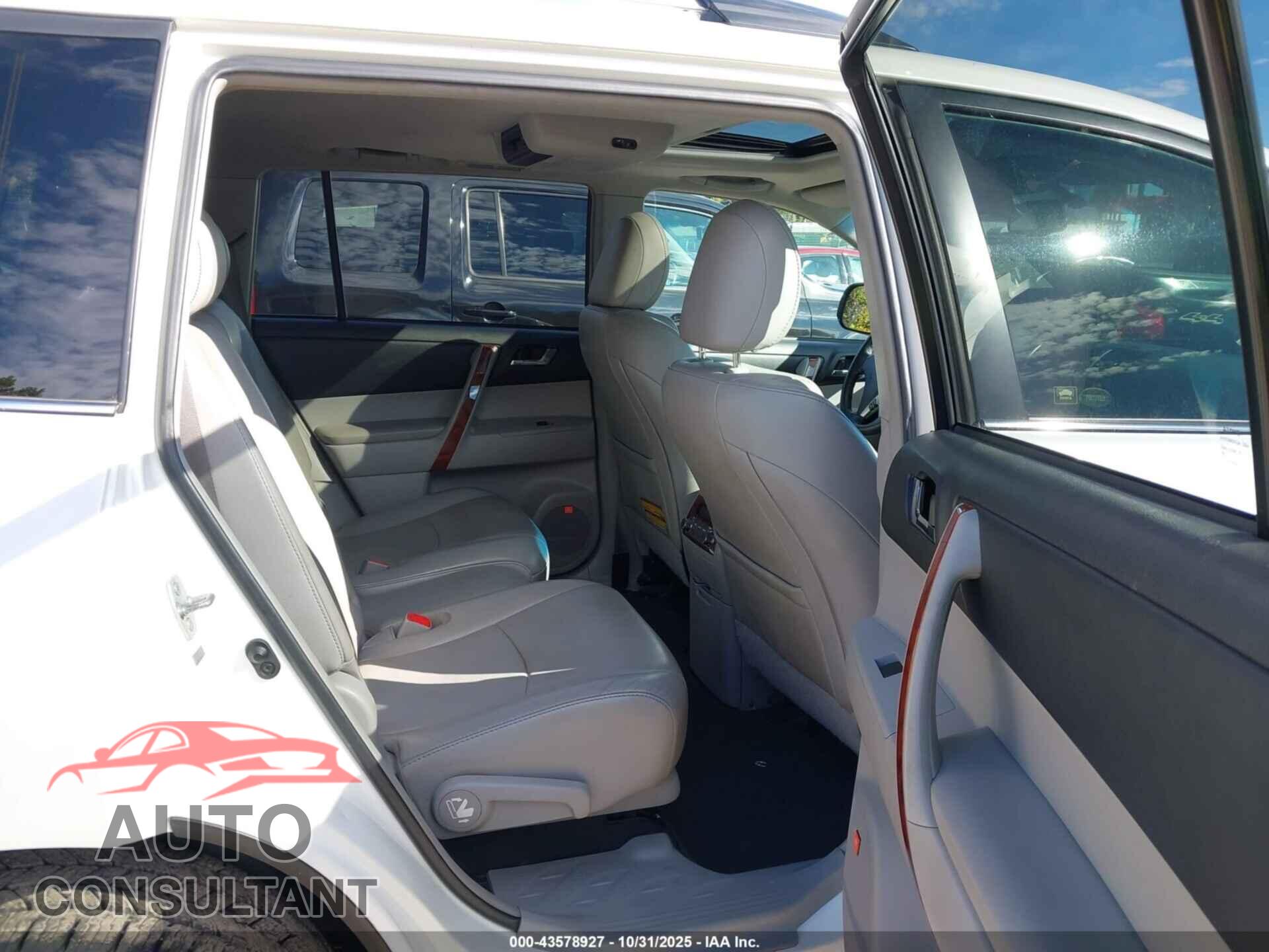 TOYOTA HIGHLANDER 2013 - 5TDDK3EH8DS189351