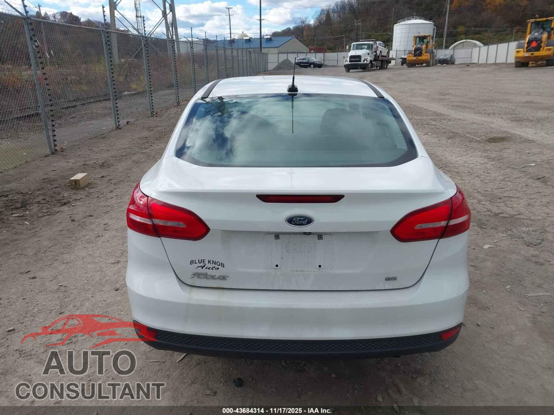 FORD FOCUS 2017 - 1FADP3F23HL201222