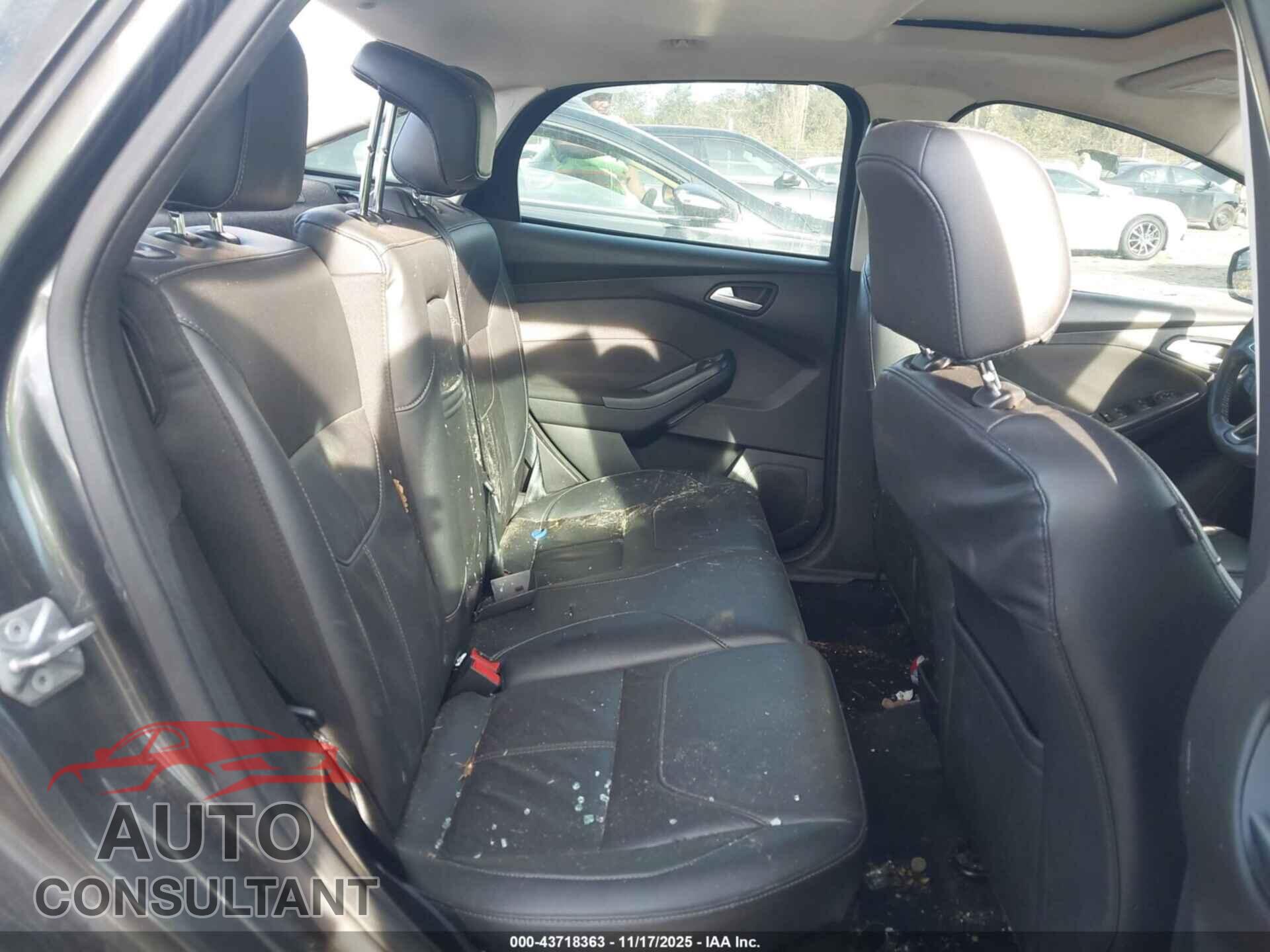 FORD FOCUS 2016 - 1FADP3F29GL385144