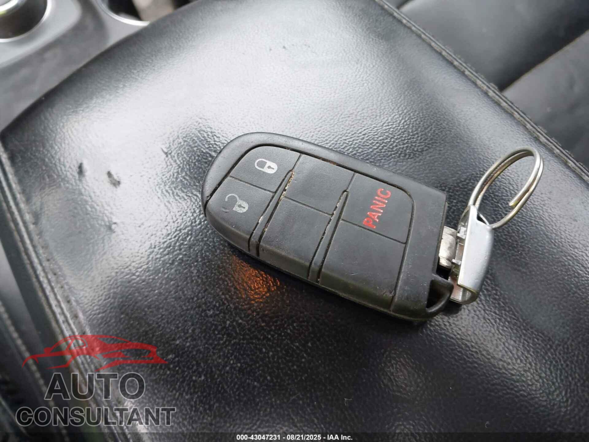 DODGE DURANGO 2015 - 1C4RDJAG8FC745616