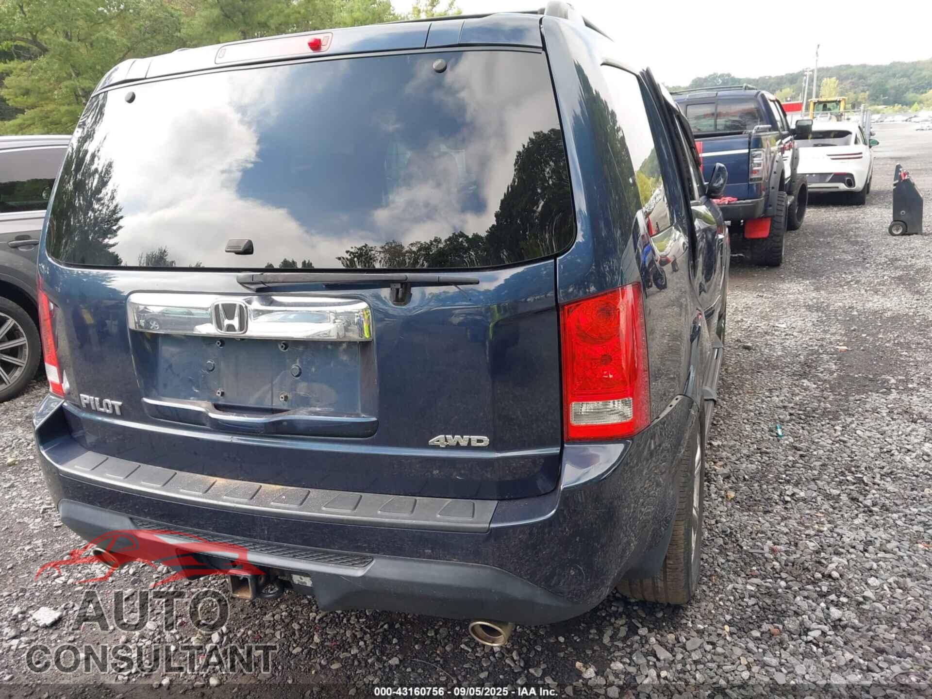 HONDA PILOT 2012 - 5FNYF4H77CB010489