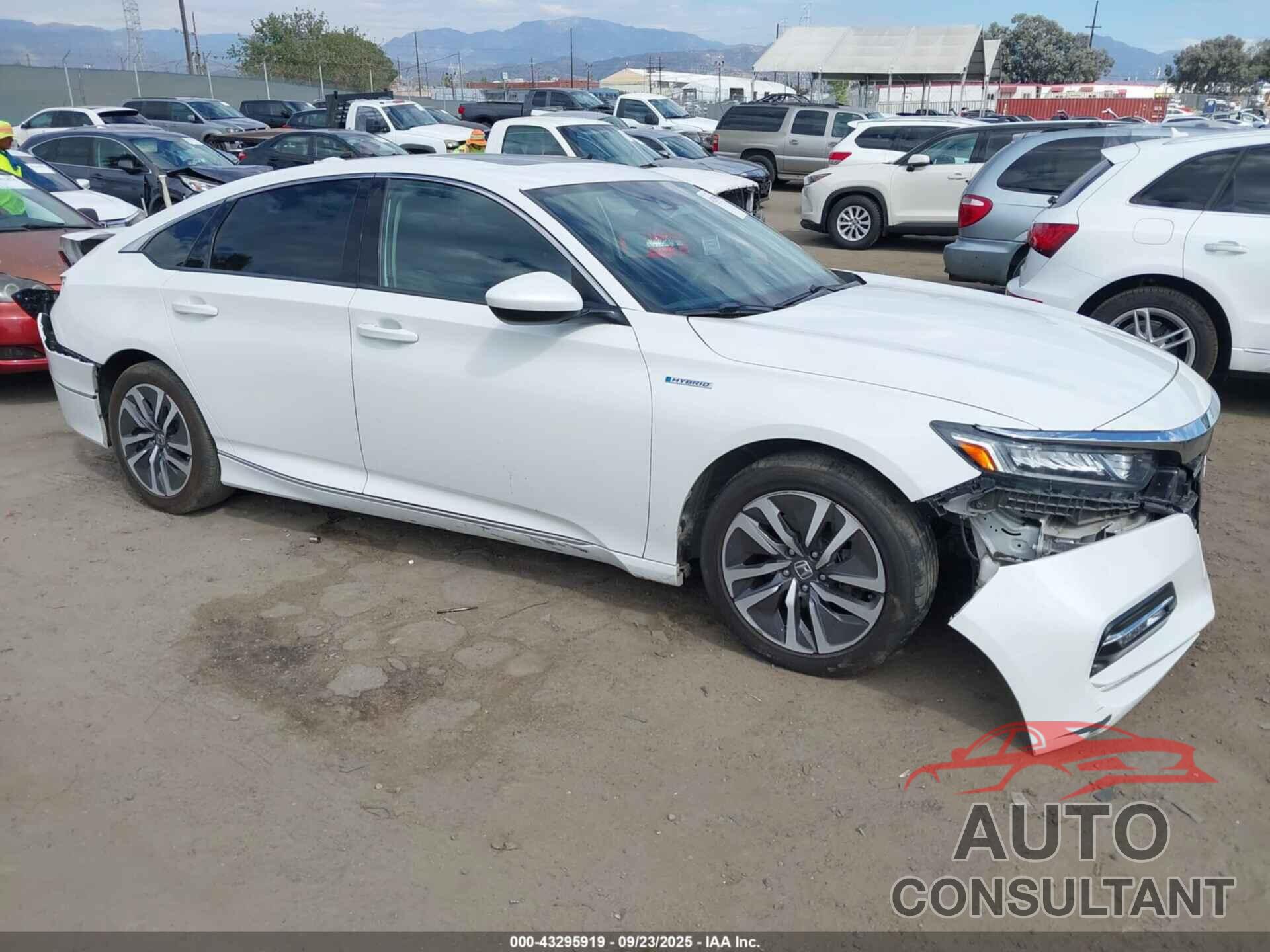 HONDA ACCORD HYBRID 2019 - 1HGCV3F47KA017595