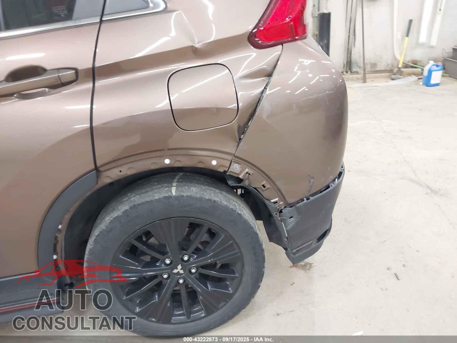 MITSUBISHI ECLIPSE CROSS 2019 - JA4AT4AA4KZ028693