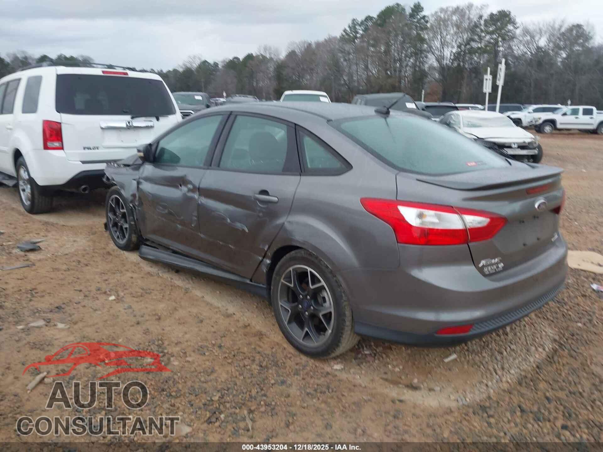FORD FOCUS 2014 - 1FADP3F28EL240464