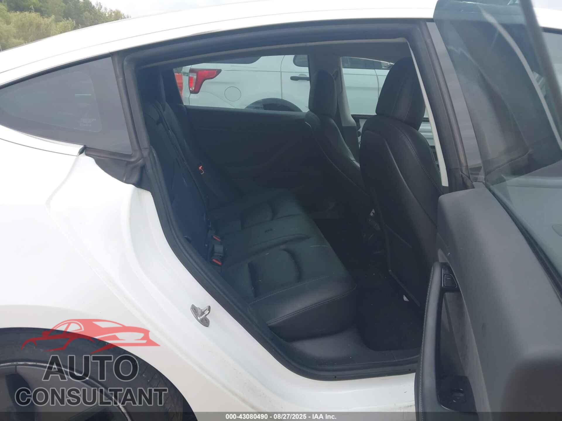 TESLA MODEL 3 2018 - 5YJ3E1EB7JF073884