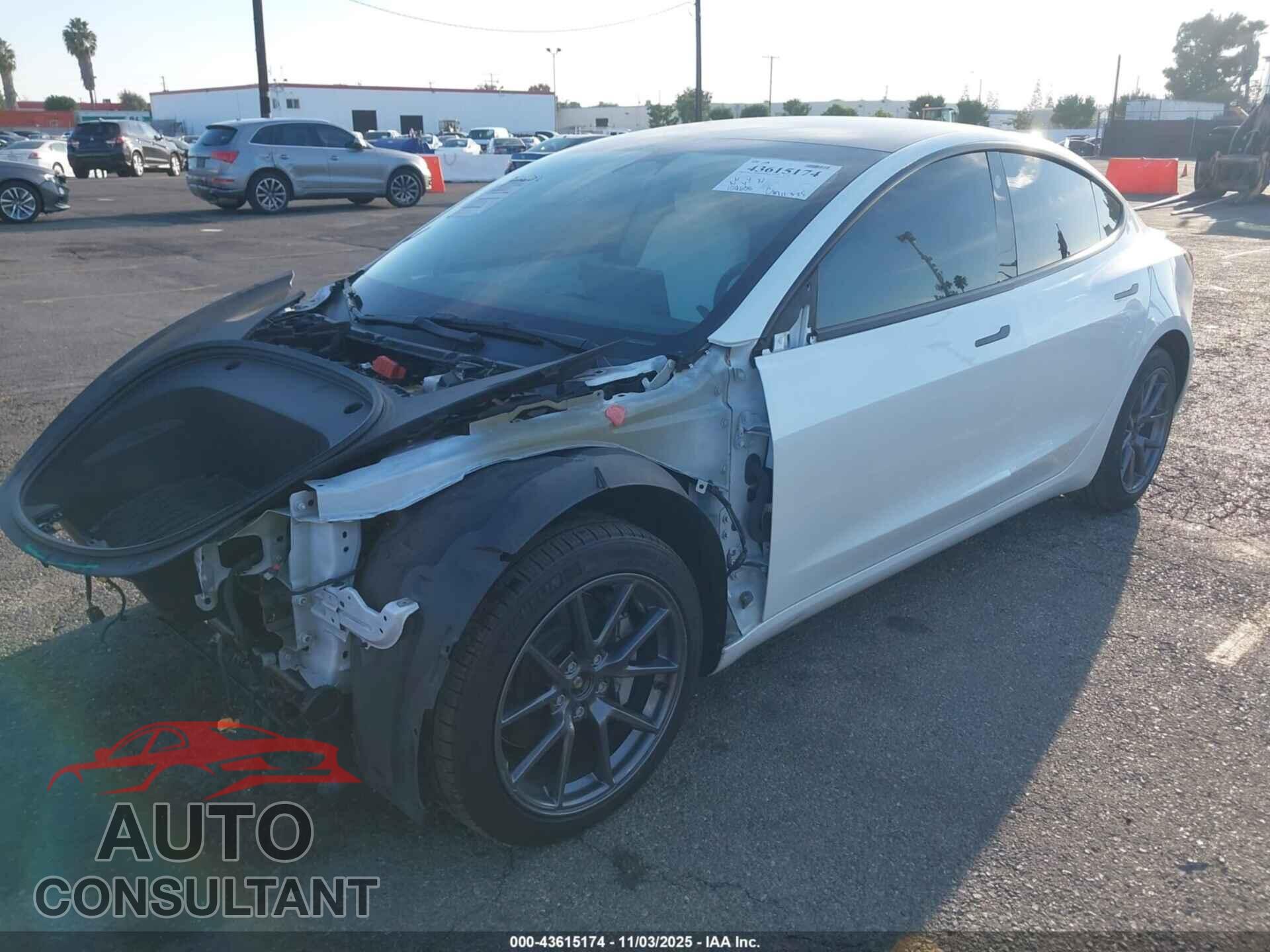 TESLA MODEL 3 2022 - 5YJ3E1EB6NF137113