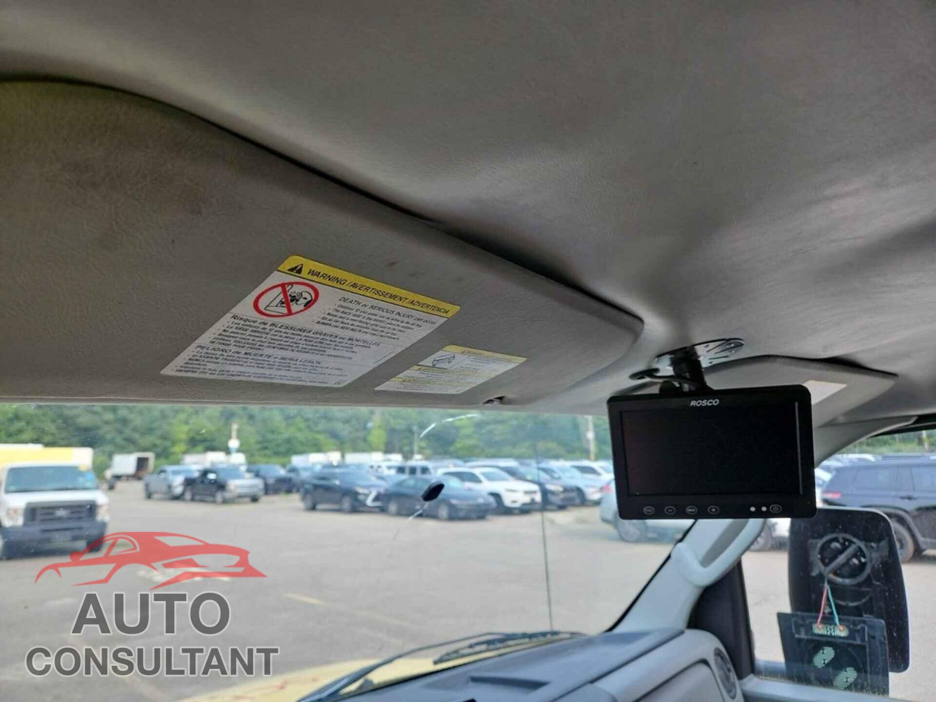 FORD ECONOLINE 2019 - 1FDXE4FS9KDC22544