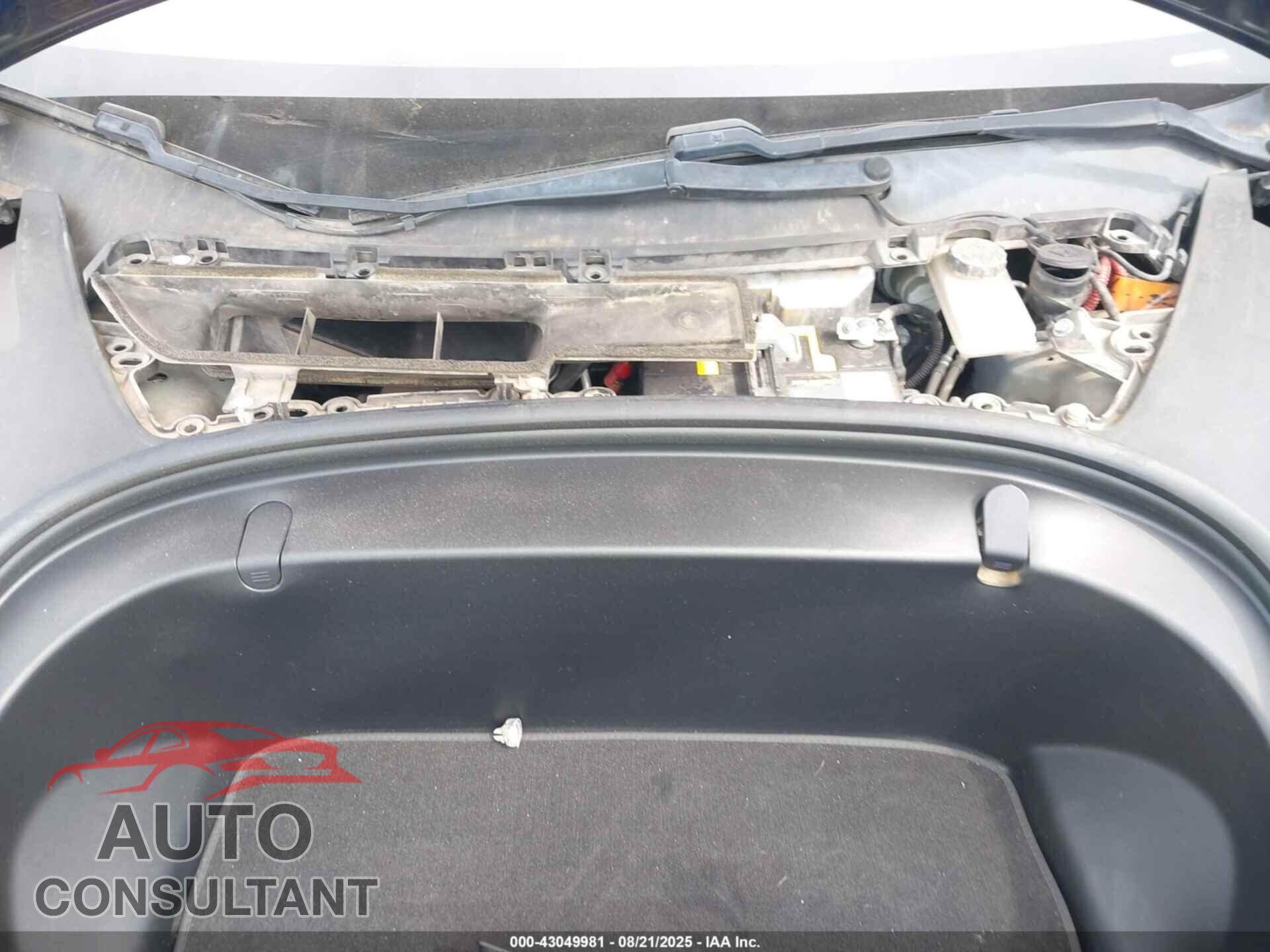 TESLA MODEL 3 2018 - 5YJ3E1EB2JF130251