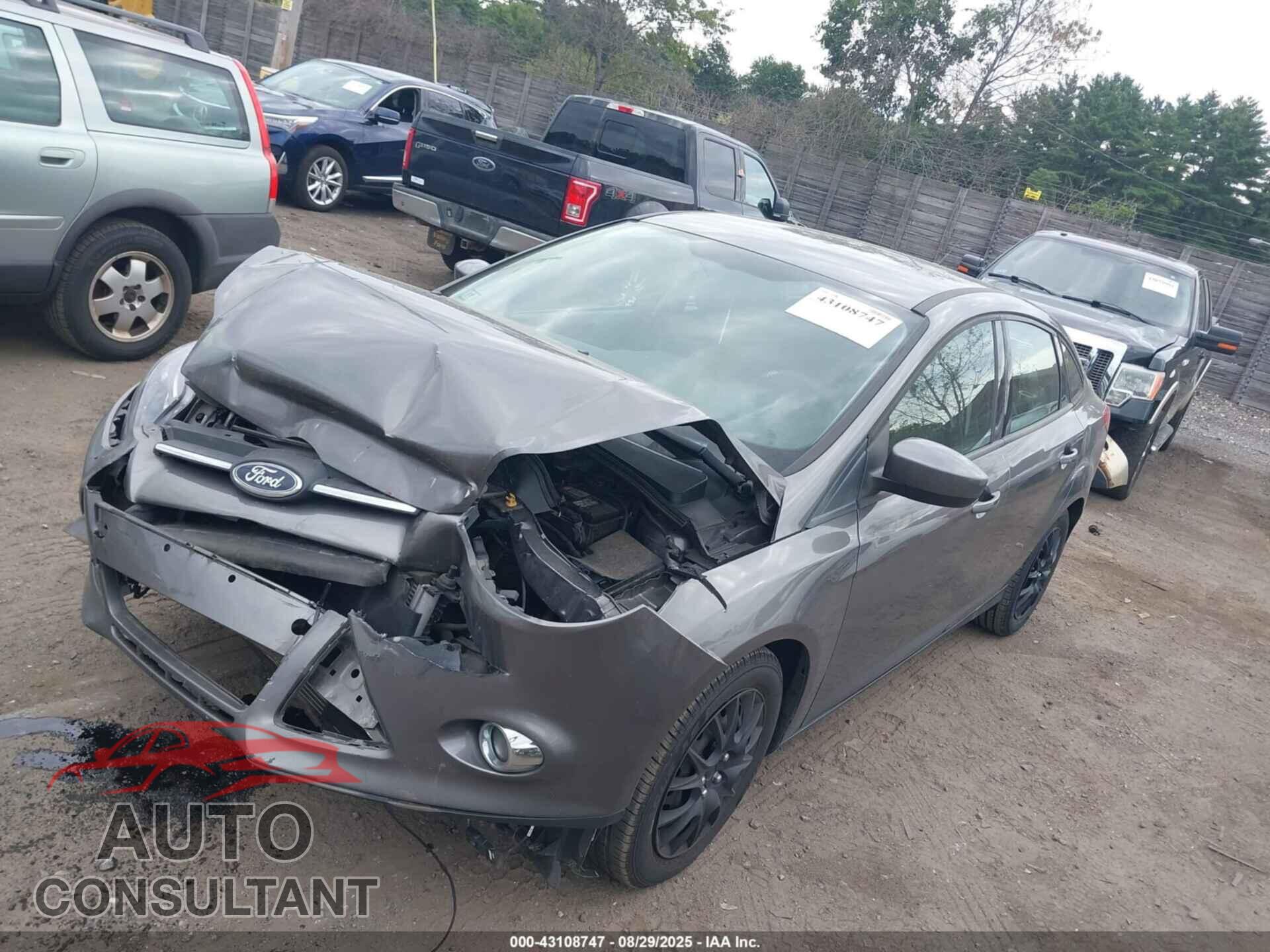 FORD FOCUS 2012 - 1FAHP3F22CL418965