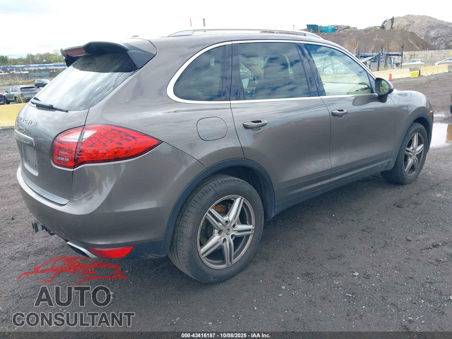 PORSCHE CAYENNE 2011 - WP1AB2A27BLA44202