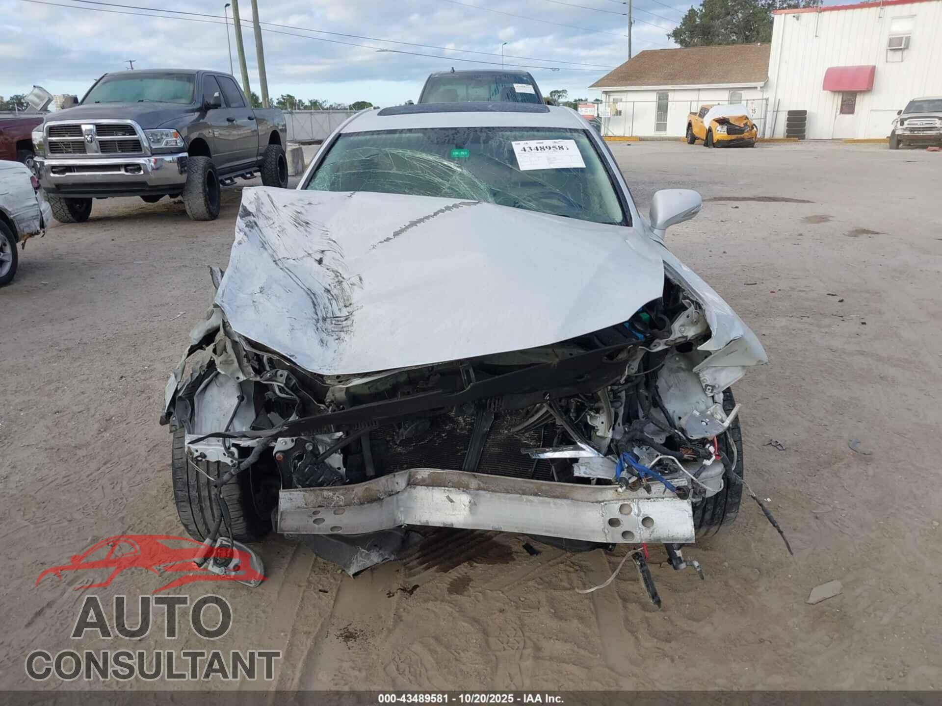 LEXUS IS 250 2010 - JTHCF5C23A2033262