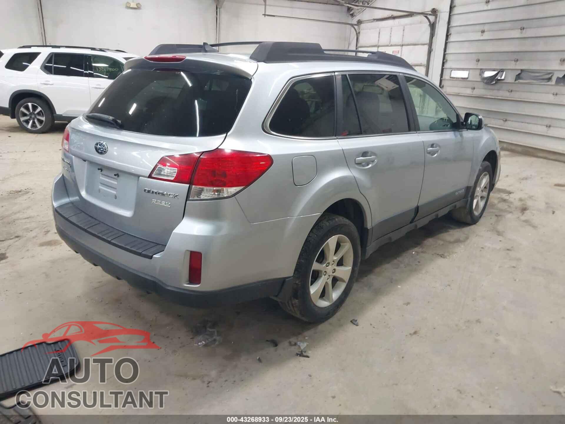 SUBARU OUTBACK 2013 - 4S4BRBKC7D3208006