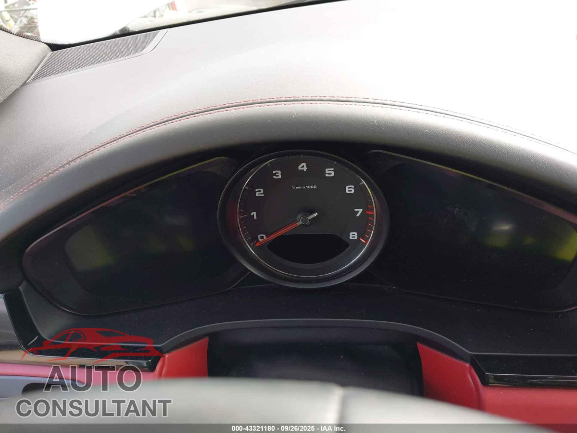 PORSCHE CAYENNE 2019 - WP1AB2AY1KDA62046
