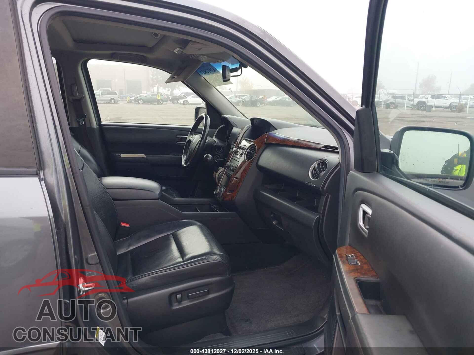 HONDA PILOT 2012 - 5FNYF4H79CB003740