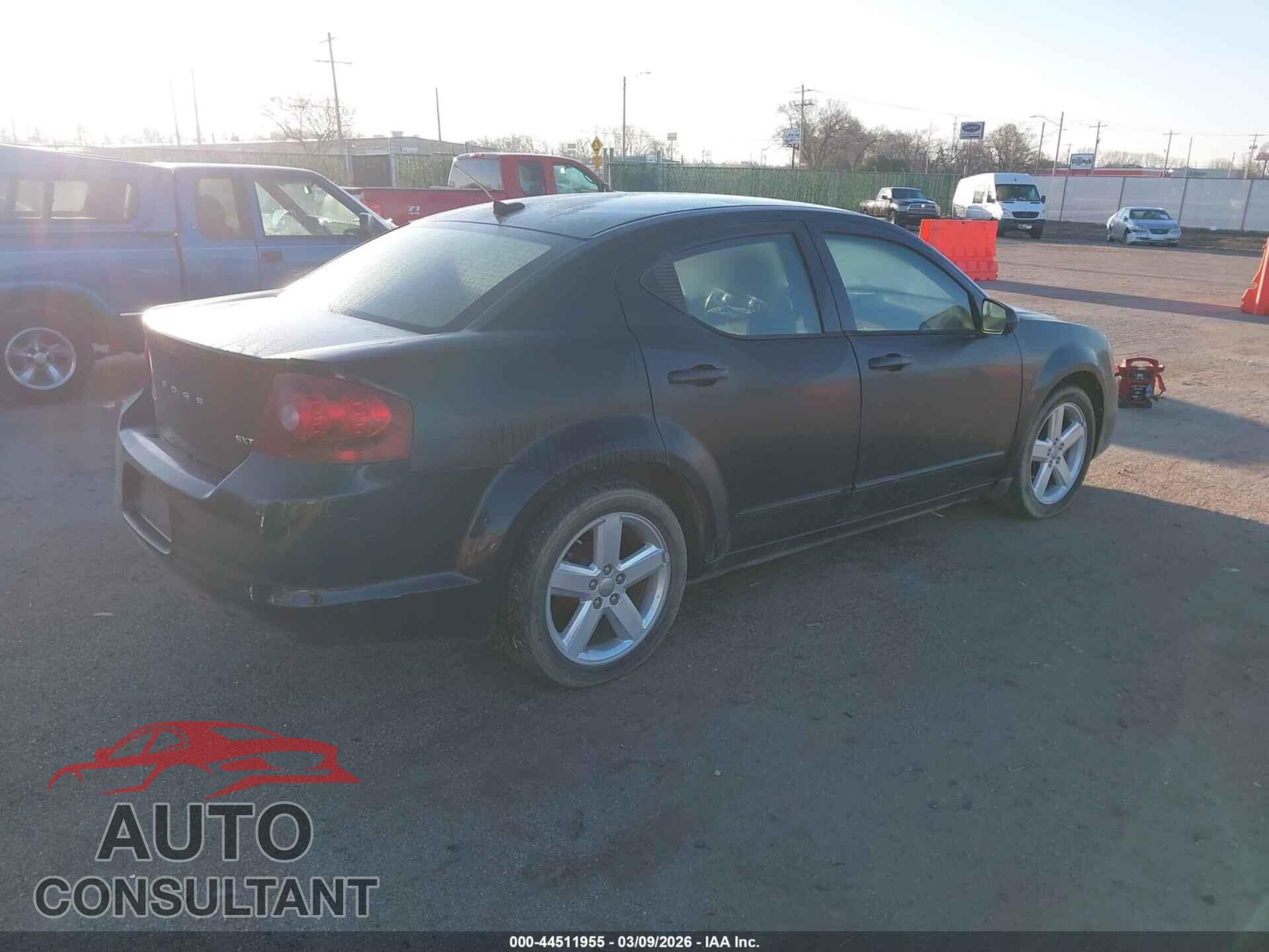DODGE AVENGER 2013 - 1C3CDZCB5DN663239