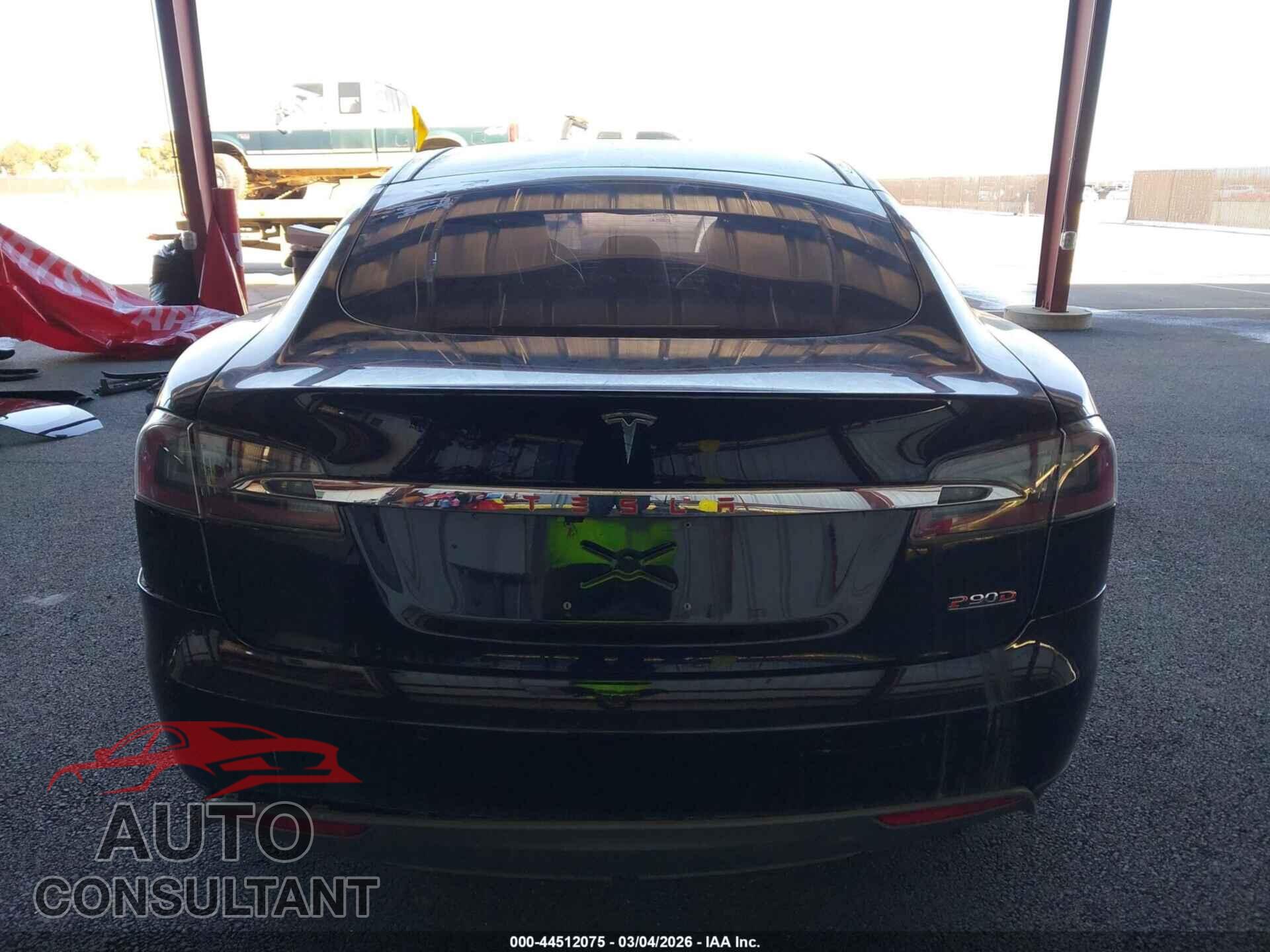 TESLA MODEL S 2016 - 5YJSA1E43GF120104