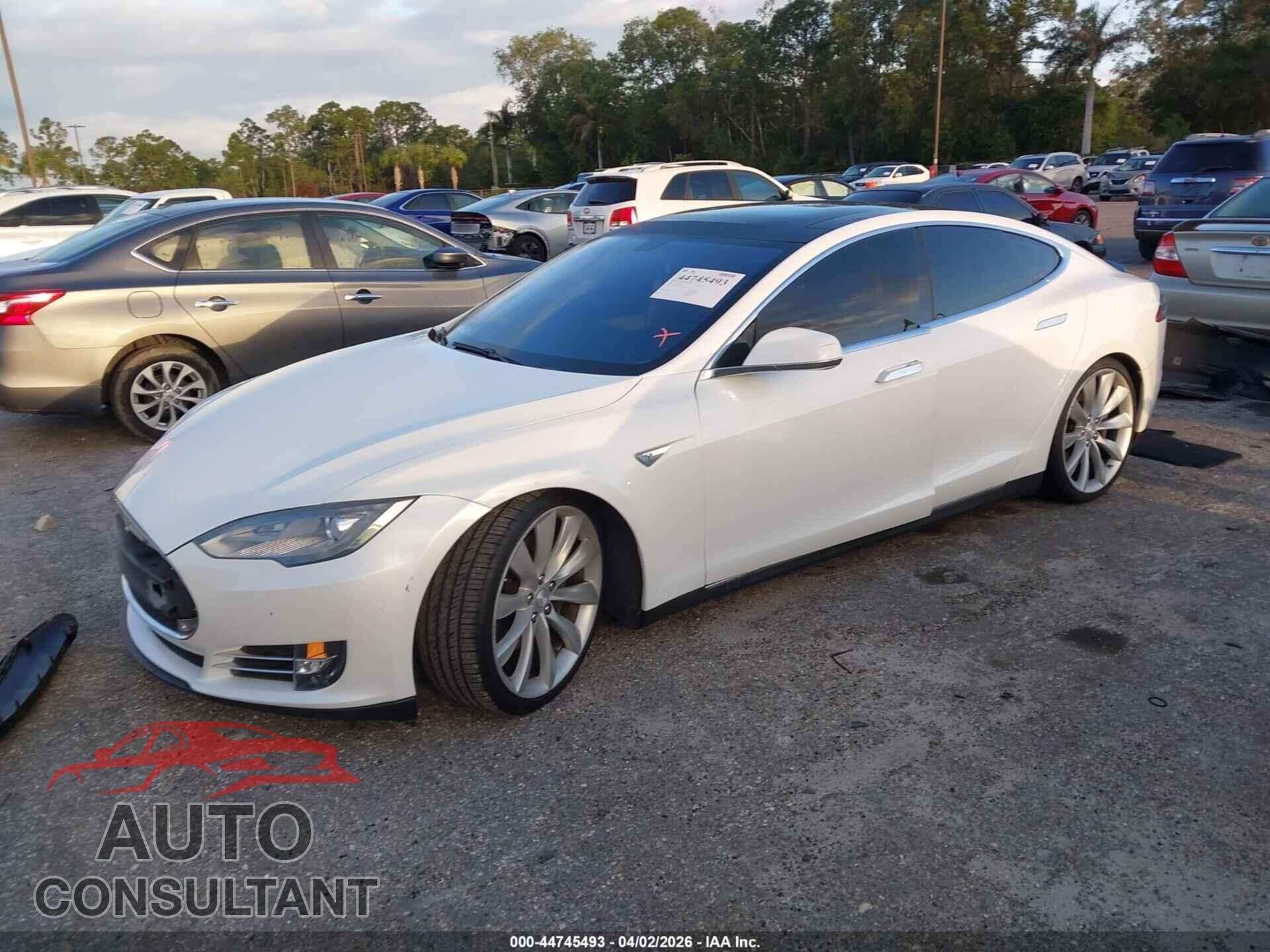 TESLA MODEL S 2012 - 5YJSA1CP9CFP01940