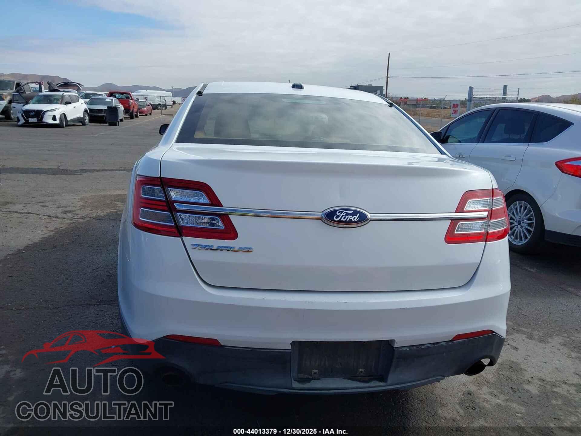 FORD TAURUS 2014 - 1FAHP2D84EG182445