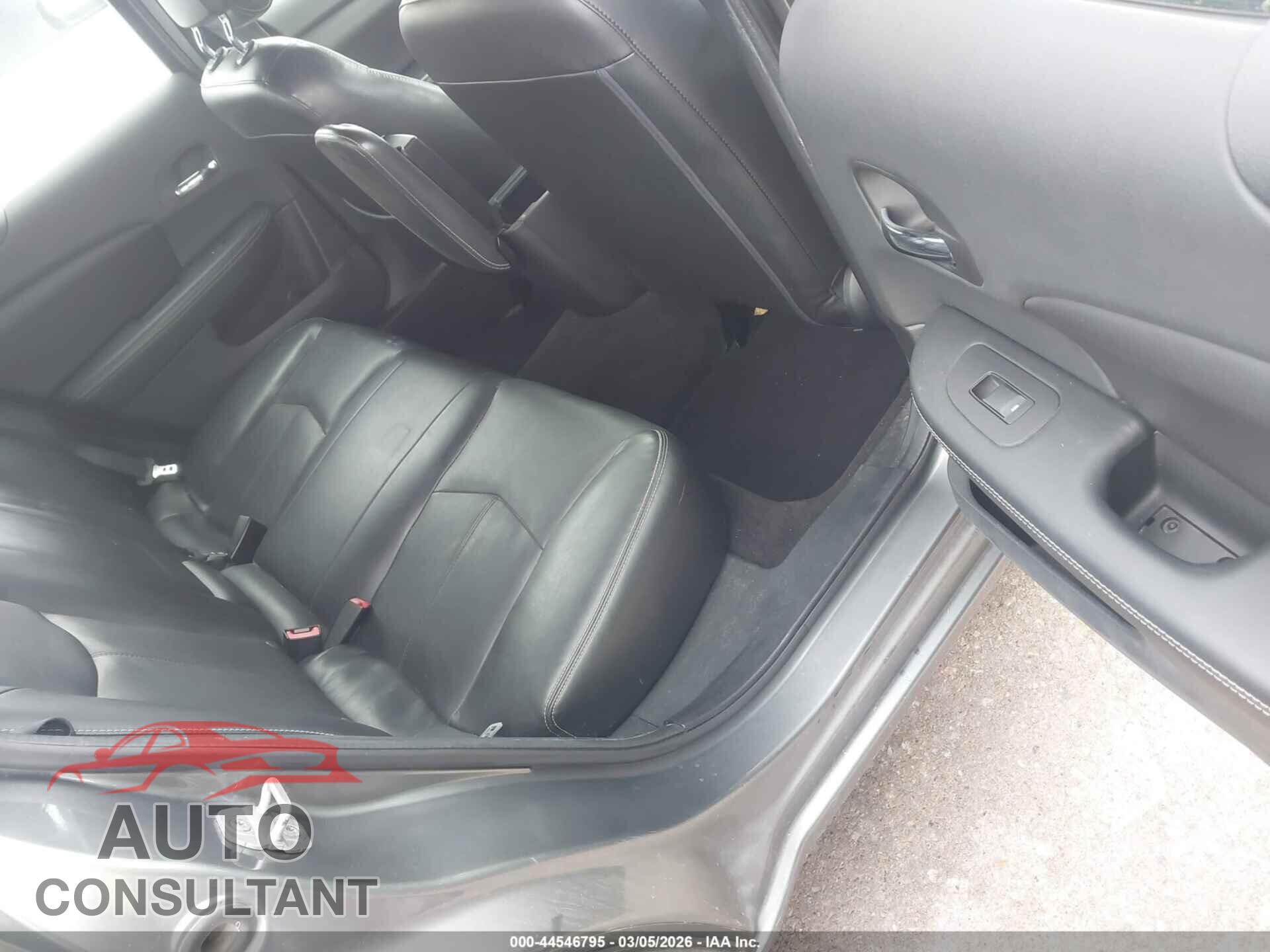 DODGE AVENGER 2011 - 1B3BD2FB5BN587305
