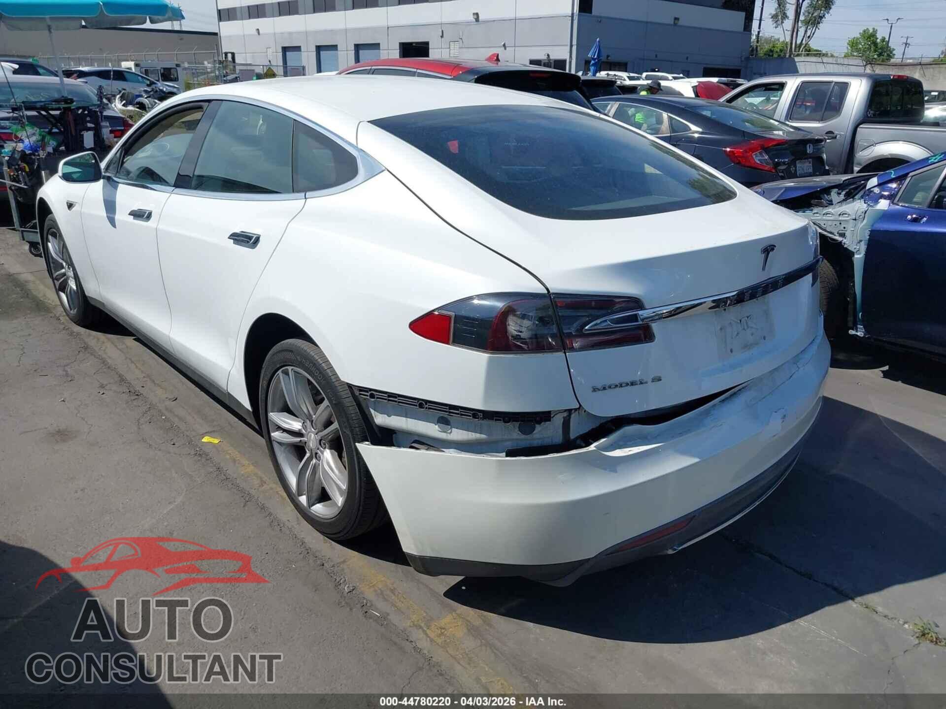 TESLA MODEL S 2013 - 5YJSA1AG2DFP13495