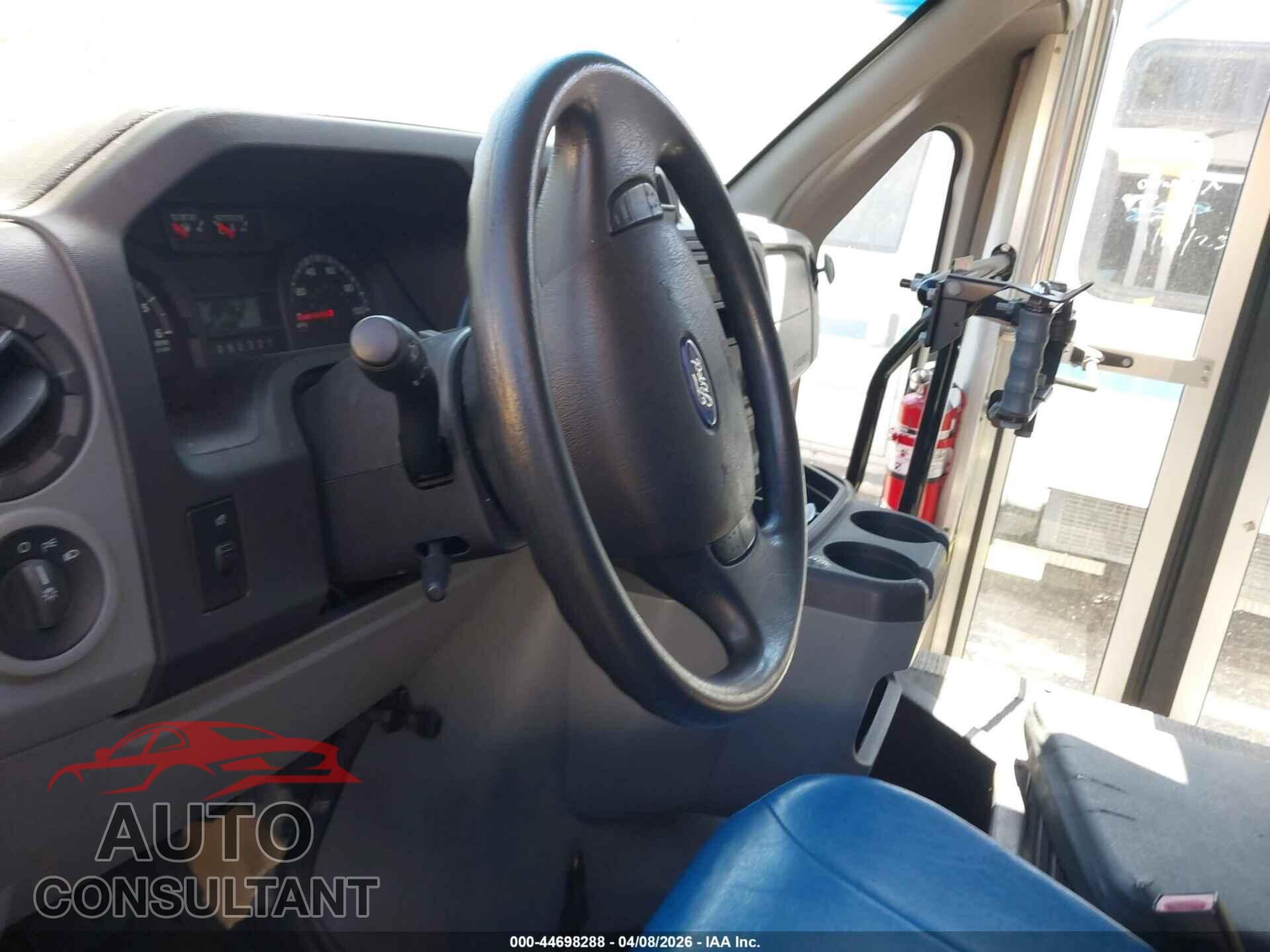 FORD E-450 CUTAWAY 2011 - 1FDFE4FS4BDB10133
