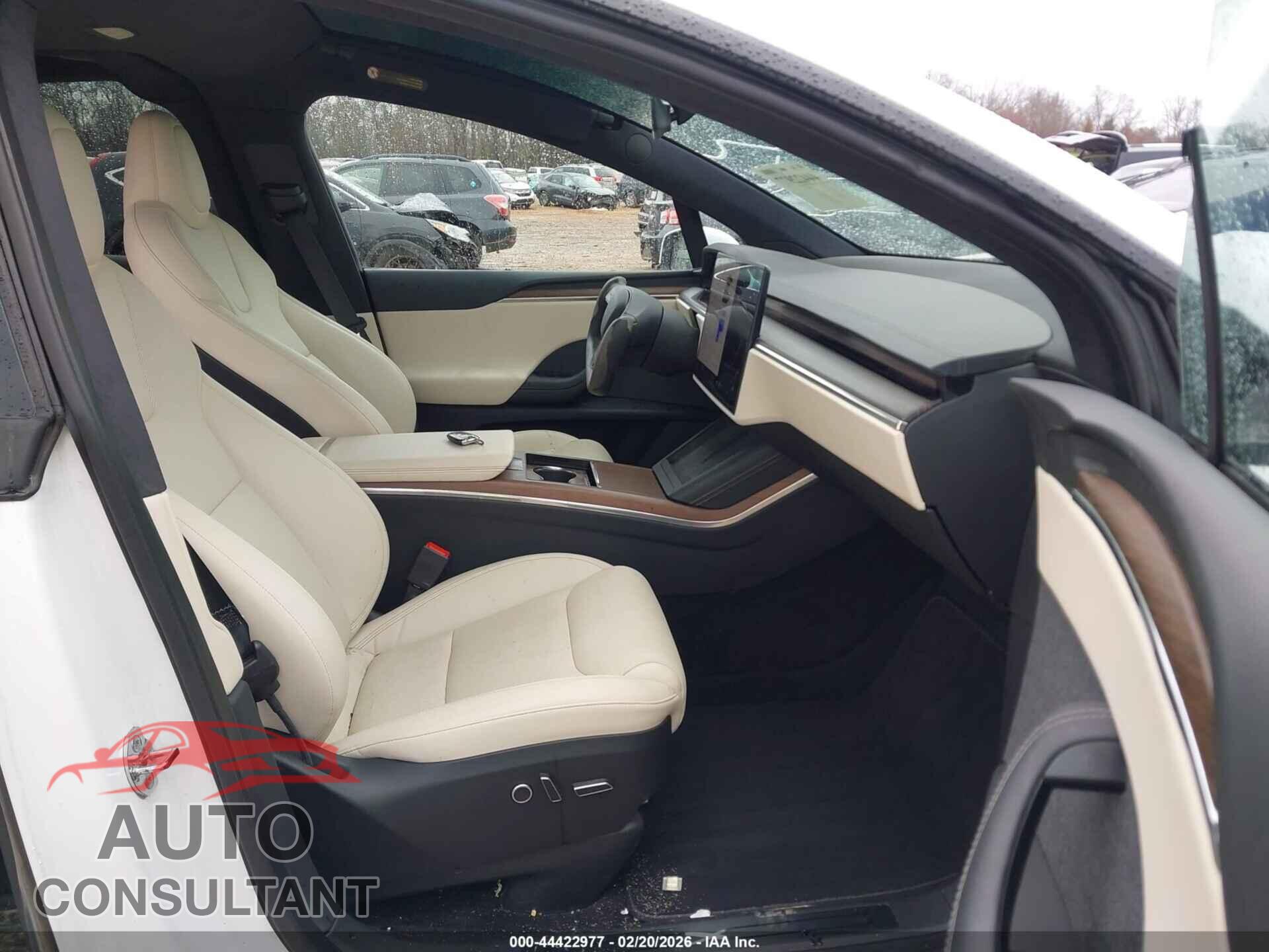 TESLA MODEL X 2021 - 5YJXCBE50MF326779