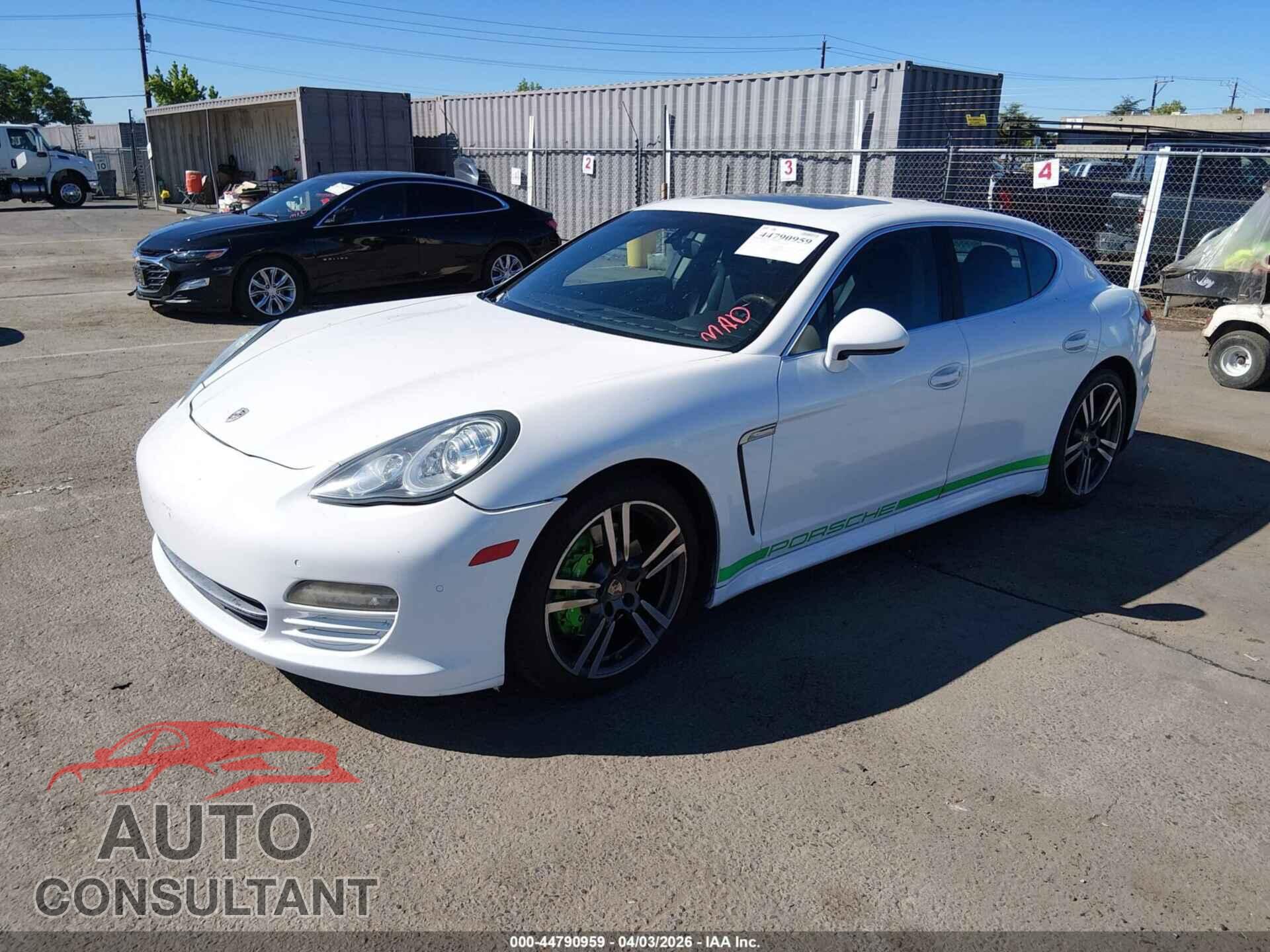 PORSCHE PANAMERA 2011 - WP0AB2A73BL062306