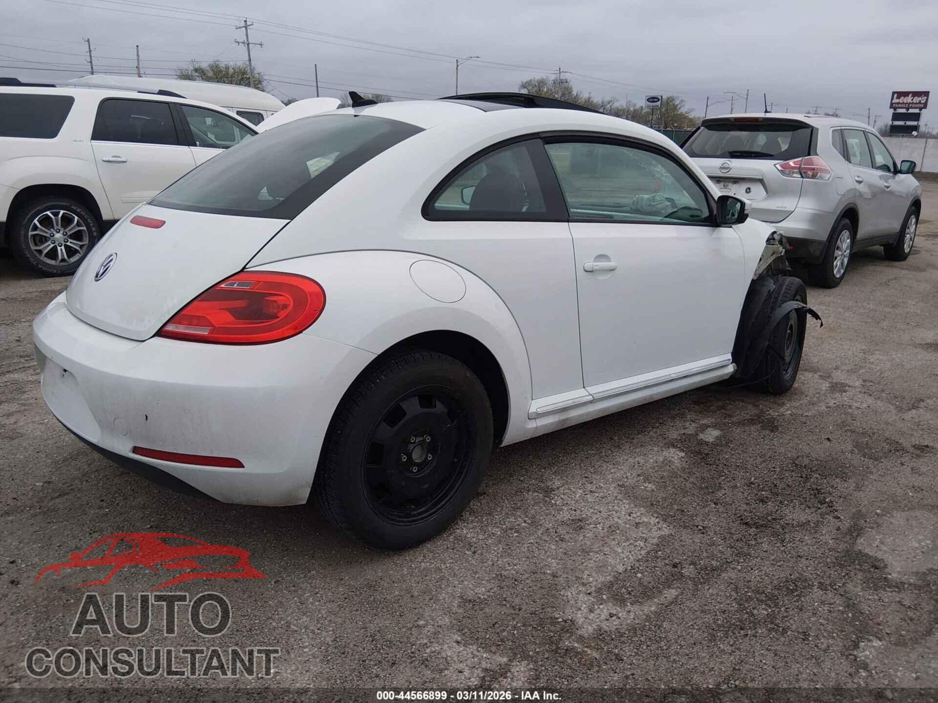 VOLKSWAGEN BEETLE 2015 - 3VWJ17AT2FM603473