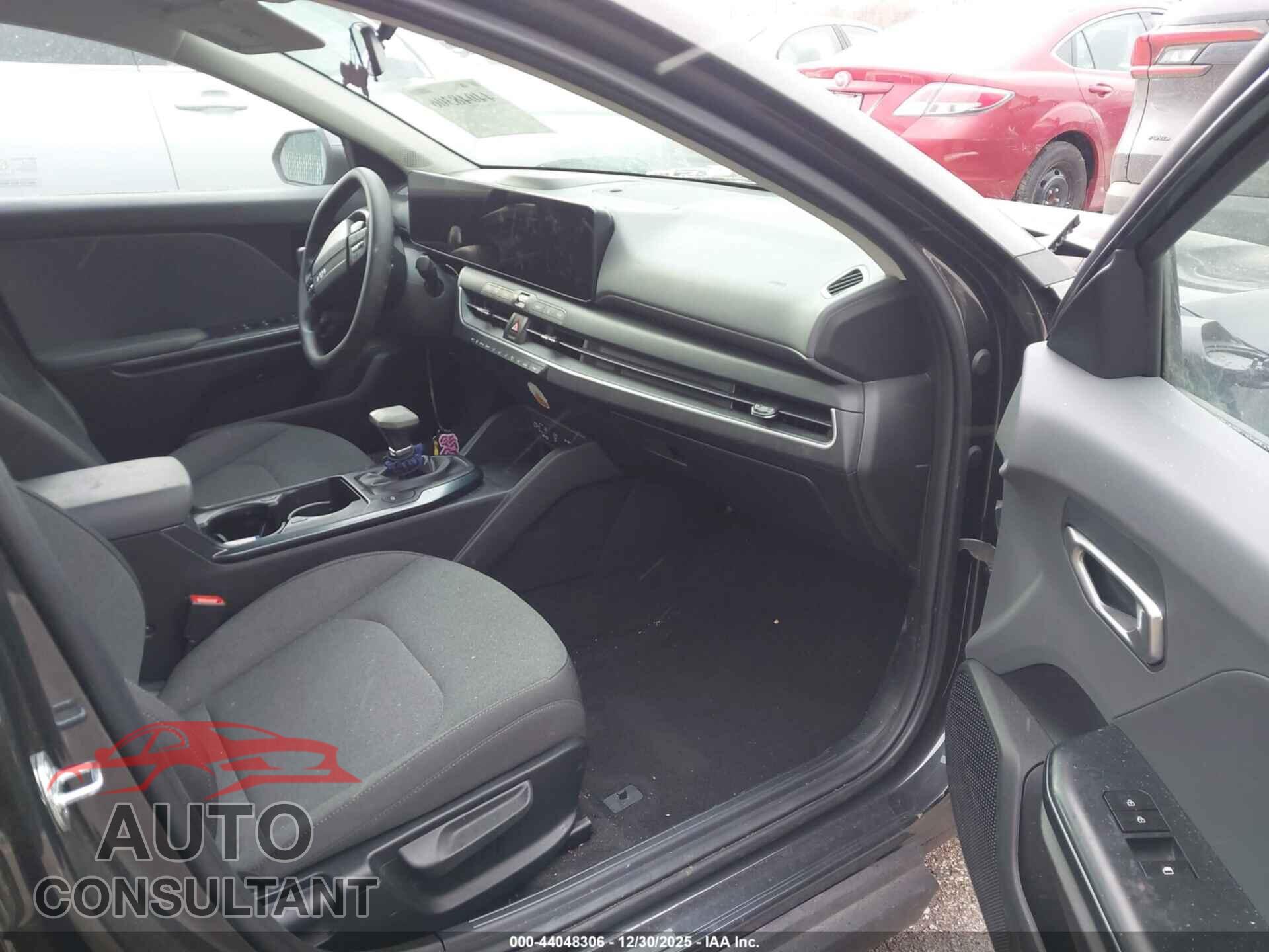 KIA K4 2025 - 3KPFT4DE5SE166569