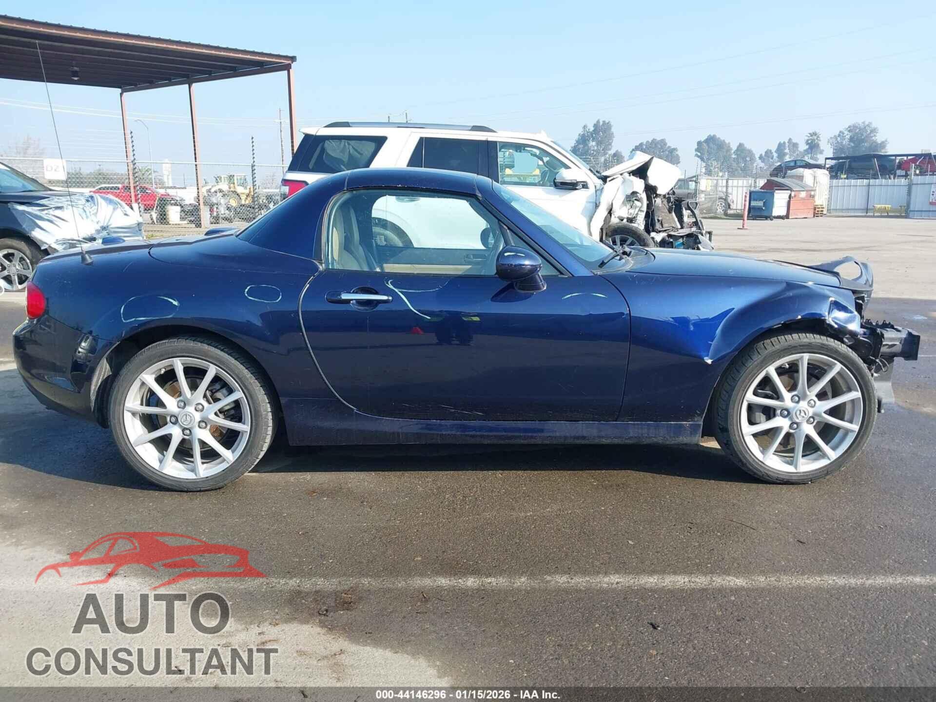 MAZDA MX-5 MIATA 2011 - JM1NC2PF2B0213375
