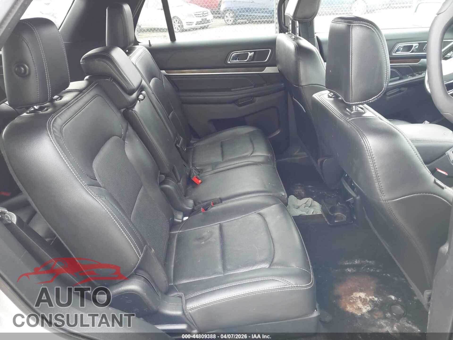 FORD EXPLORER 2018 - 1FM5K8F86JGB33166