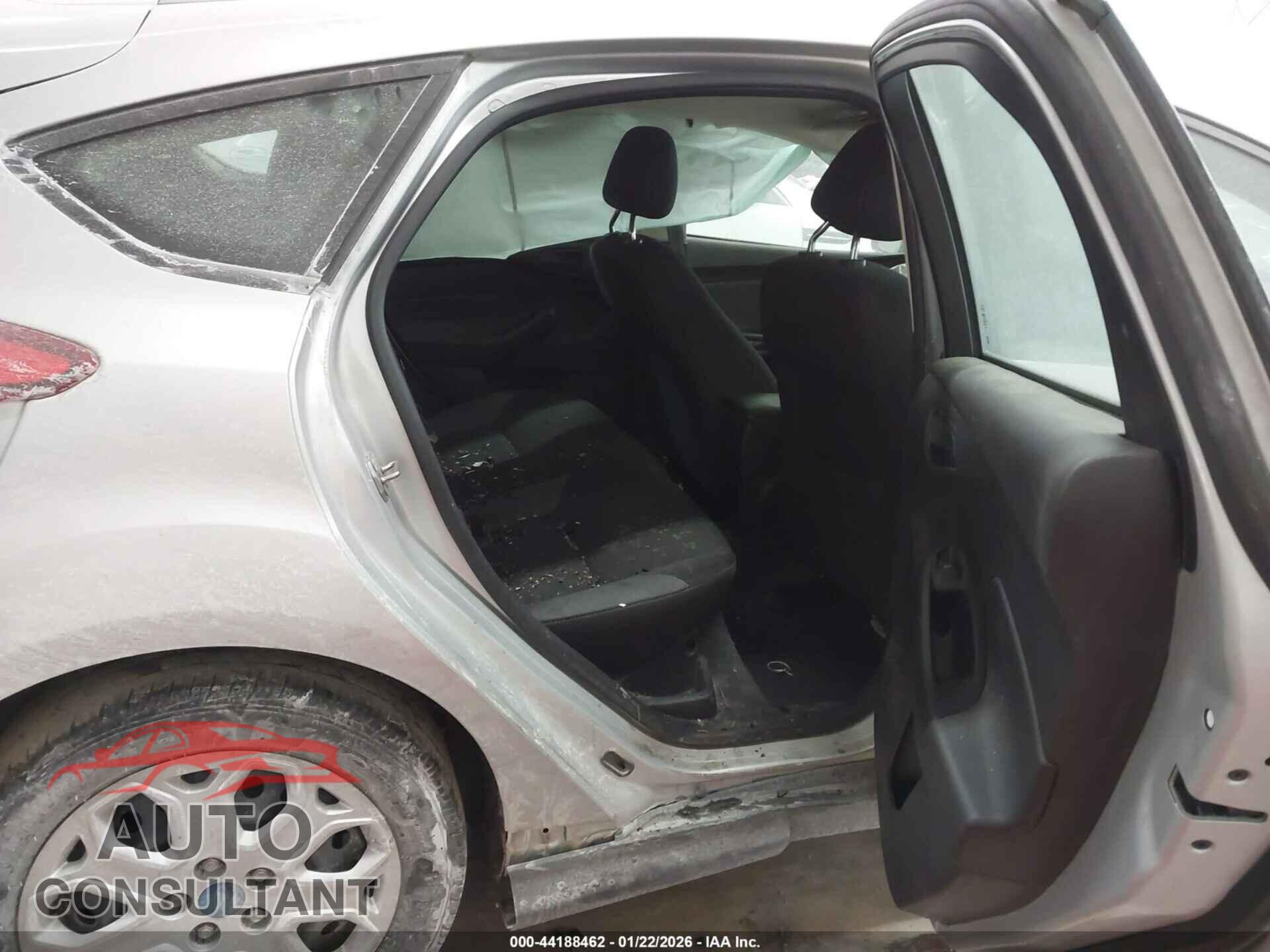 FORD FOCUS 2012 - 1FAHP3K2XCL328470