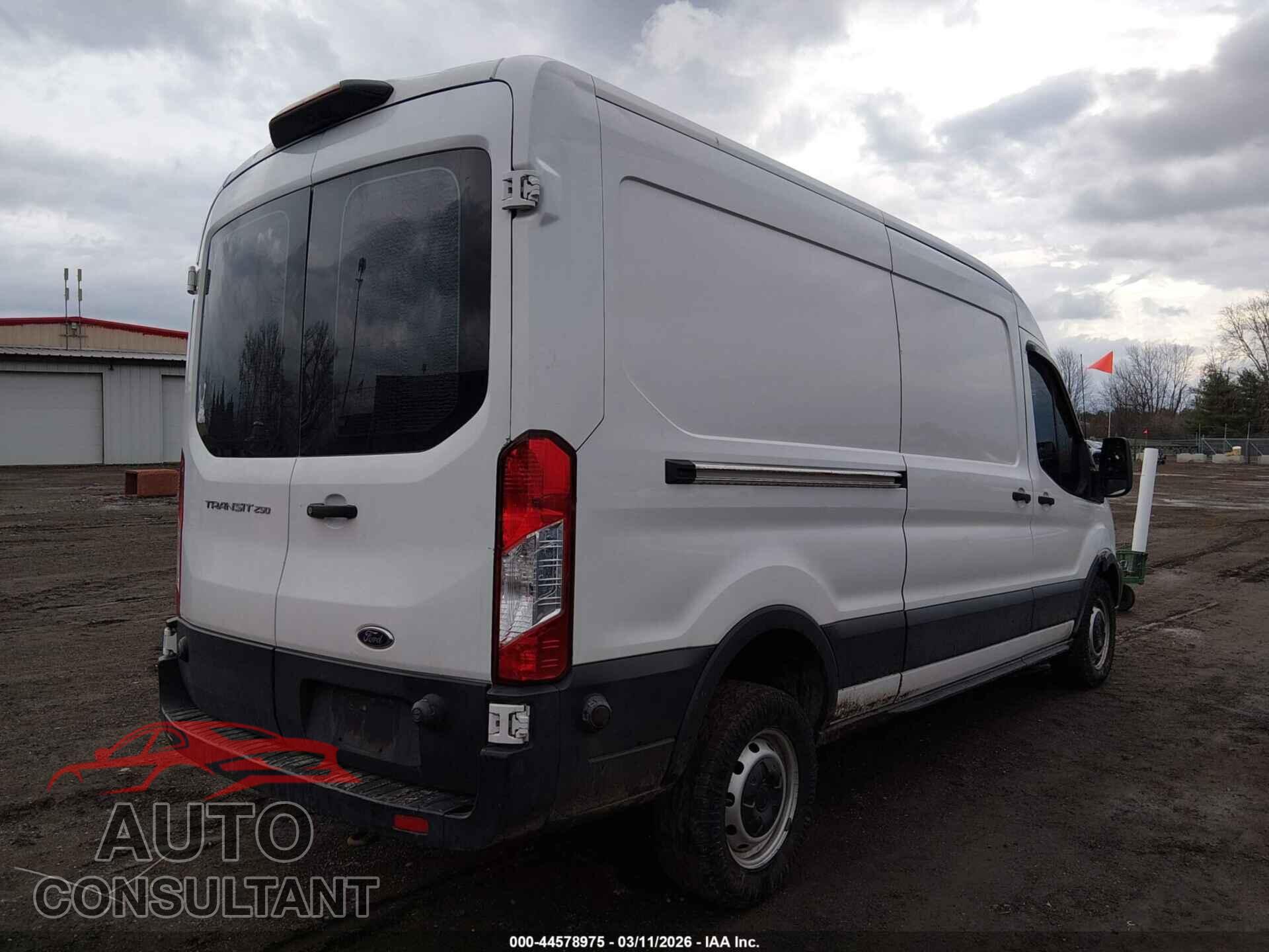 FORD TRANSIT-250 2019 - 1FTYR2CM4KKB64538