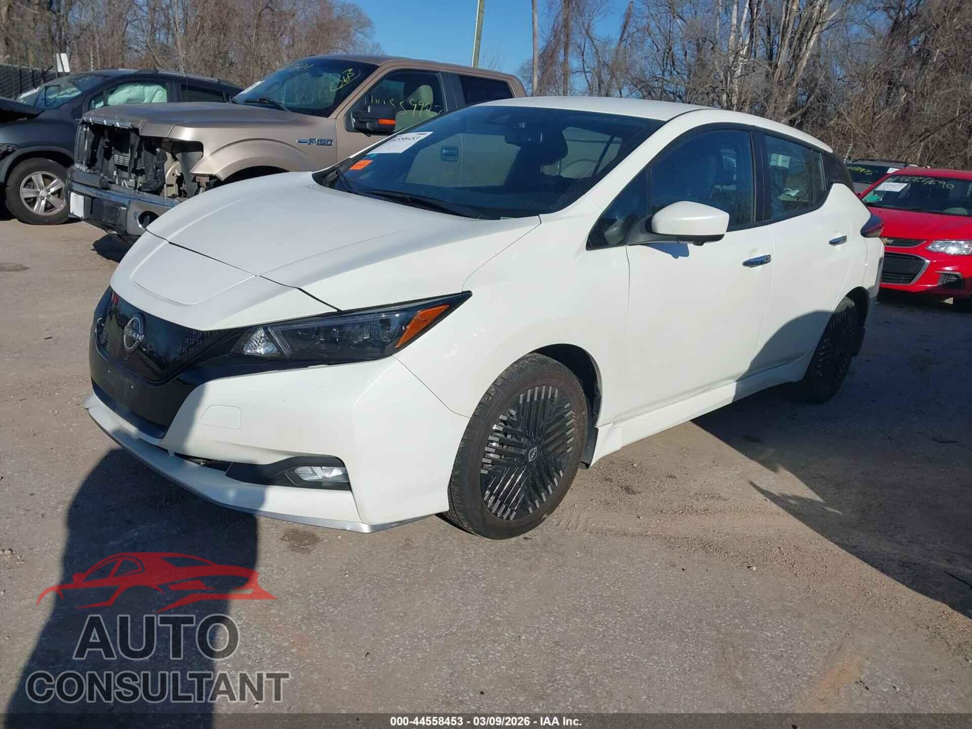 NISSAN LEAF 2023 - 1N4CZ1CV5PC553192