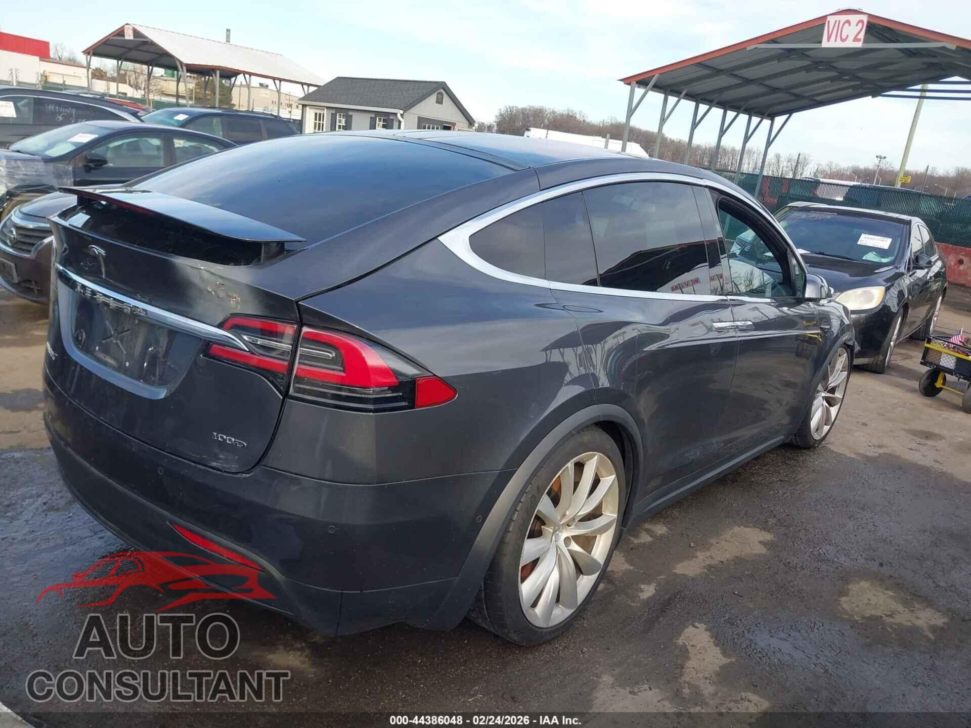 TESLA MODEL X 2017 - 5YJXCDE29HF050268