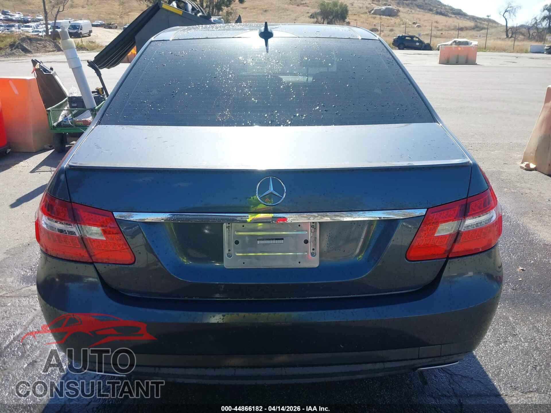 MERCEDES-BENZ E 350 2013 - WDDHF5KB5DA724124