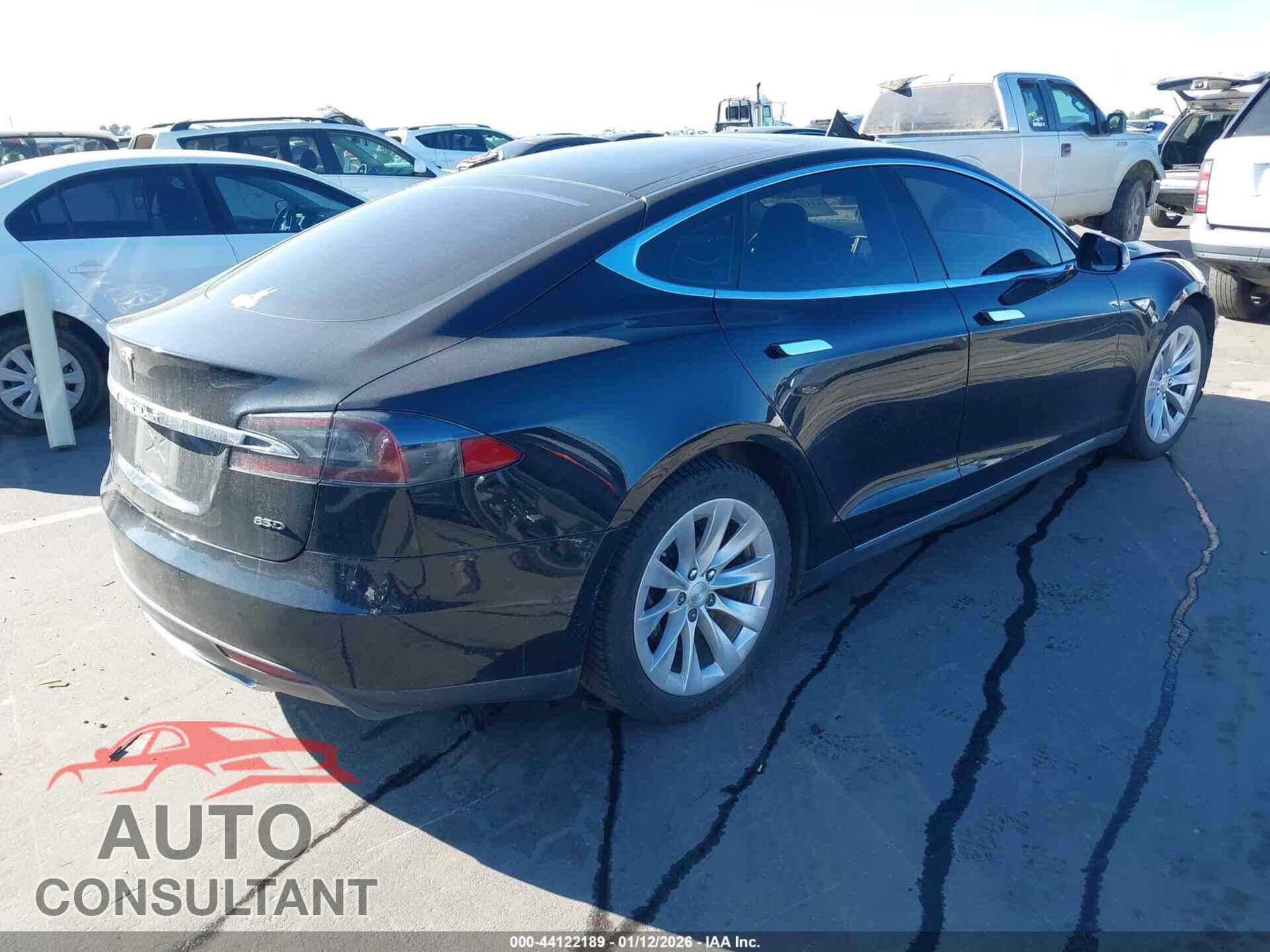 TESLA MODEL S 2015 - 5YJSA1E29FF109587