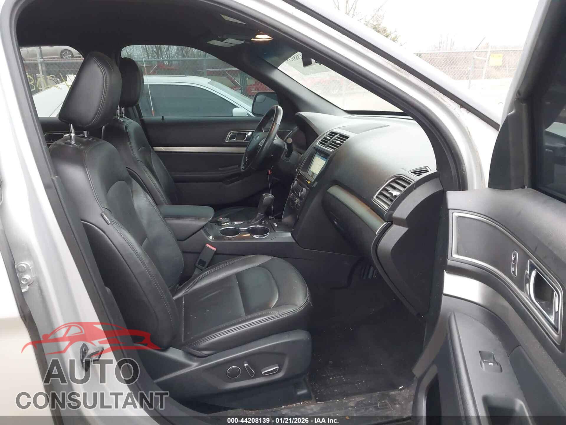 FORD EXPLORER 2018 - 1FM5K8D80JGB86755