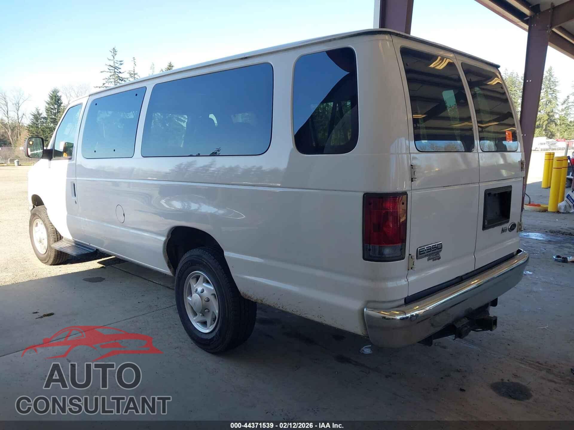 FORD E-350 SUPER DUTY 2012 - 1FBSS3BL5CDA88816