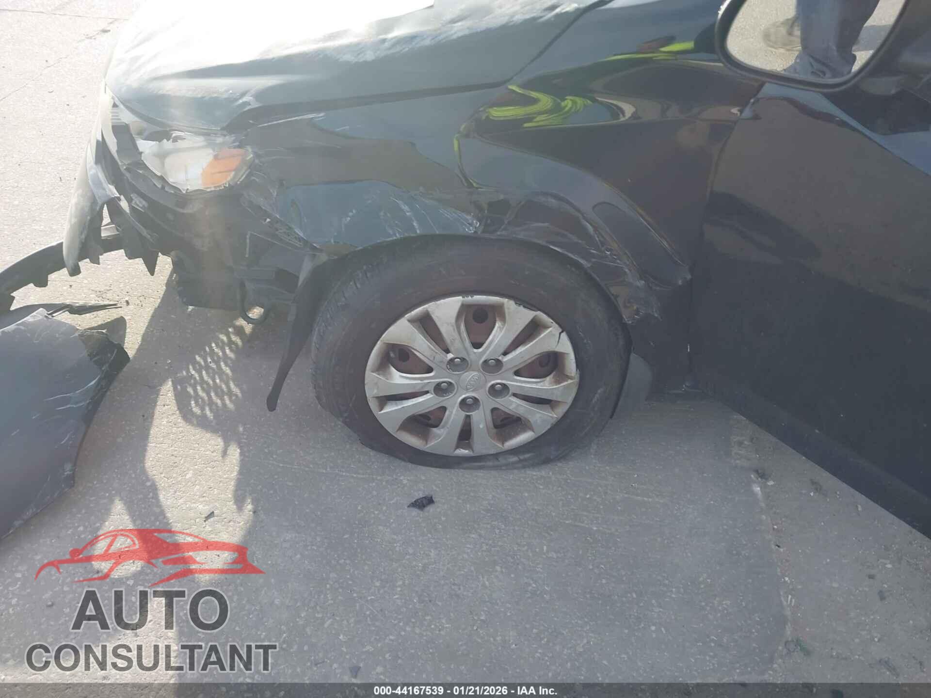 KIA FORTE 2012 - KNAFT4A28C5512036