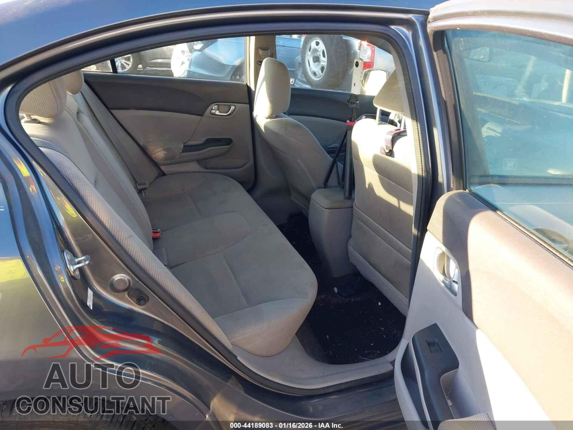 HONDA CIVIC 2012 - 19XFB2F8XCE097619