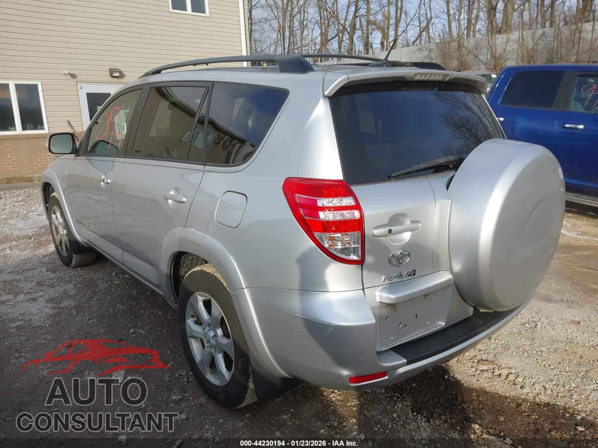 TOYOTA RAV4 2011 - 2T3DF4DVXBW123378