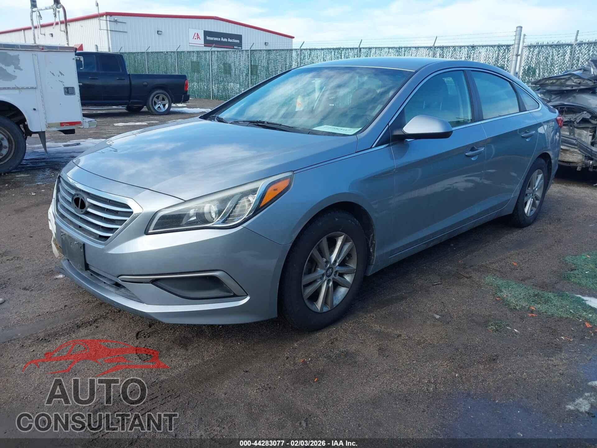 HYUNDAI SONATA 2017 - 5NPE24AF2HH504185