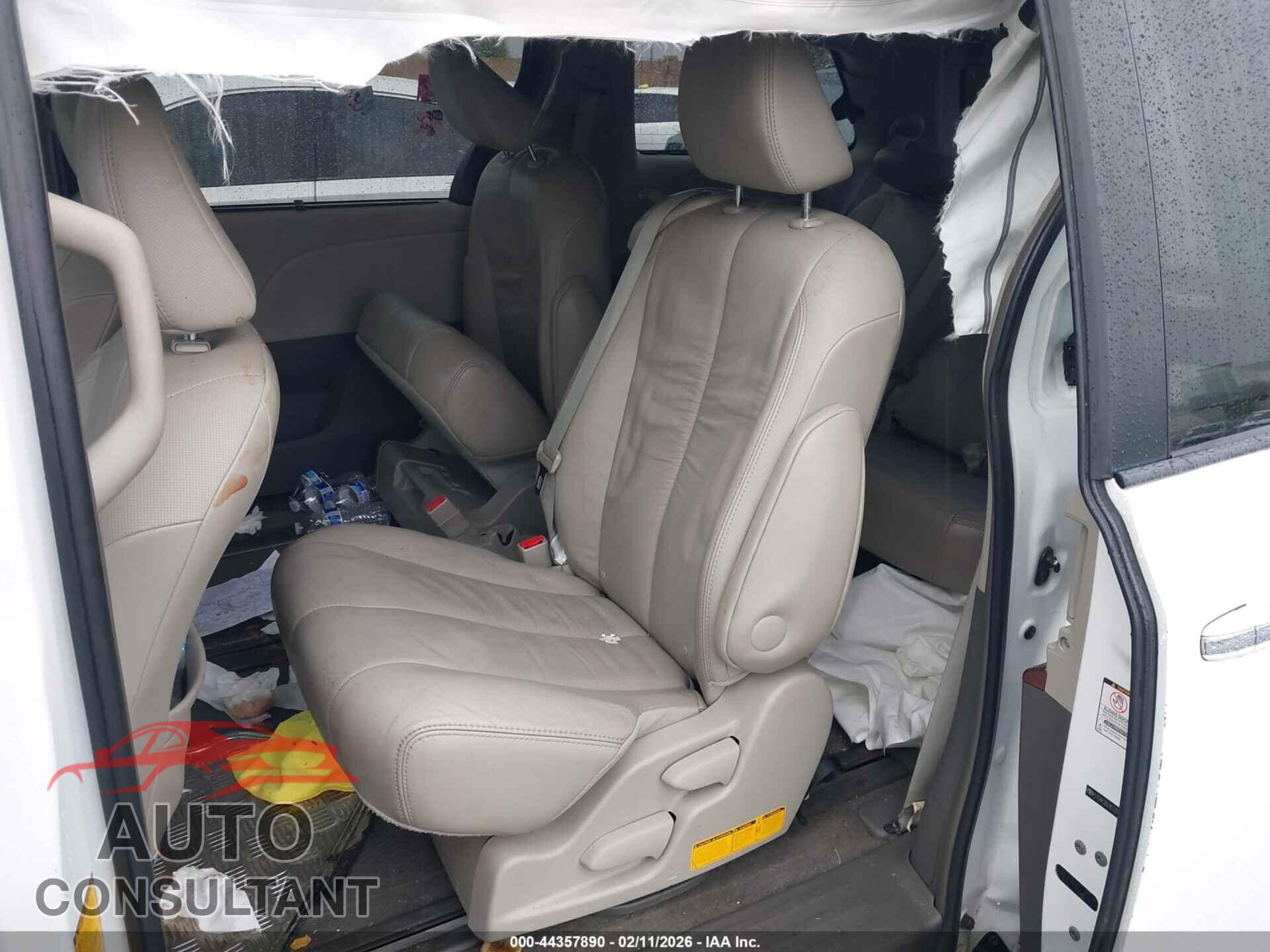 TOYOTA SIENNA 2012 - 5TDYK3DC9CS206485