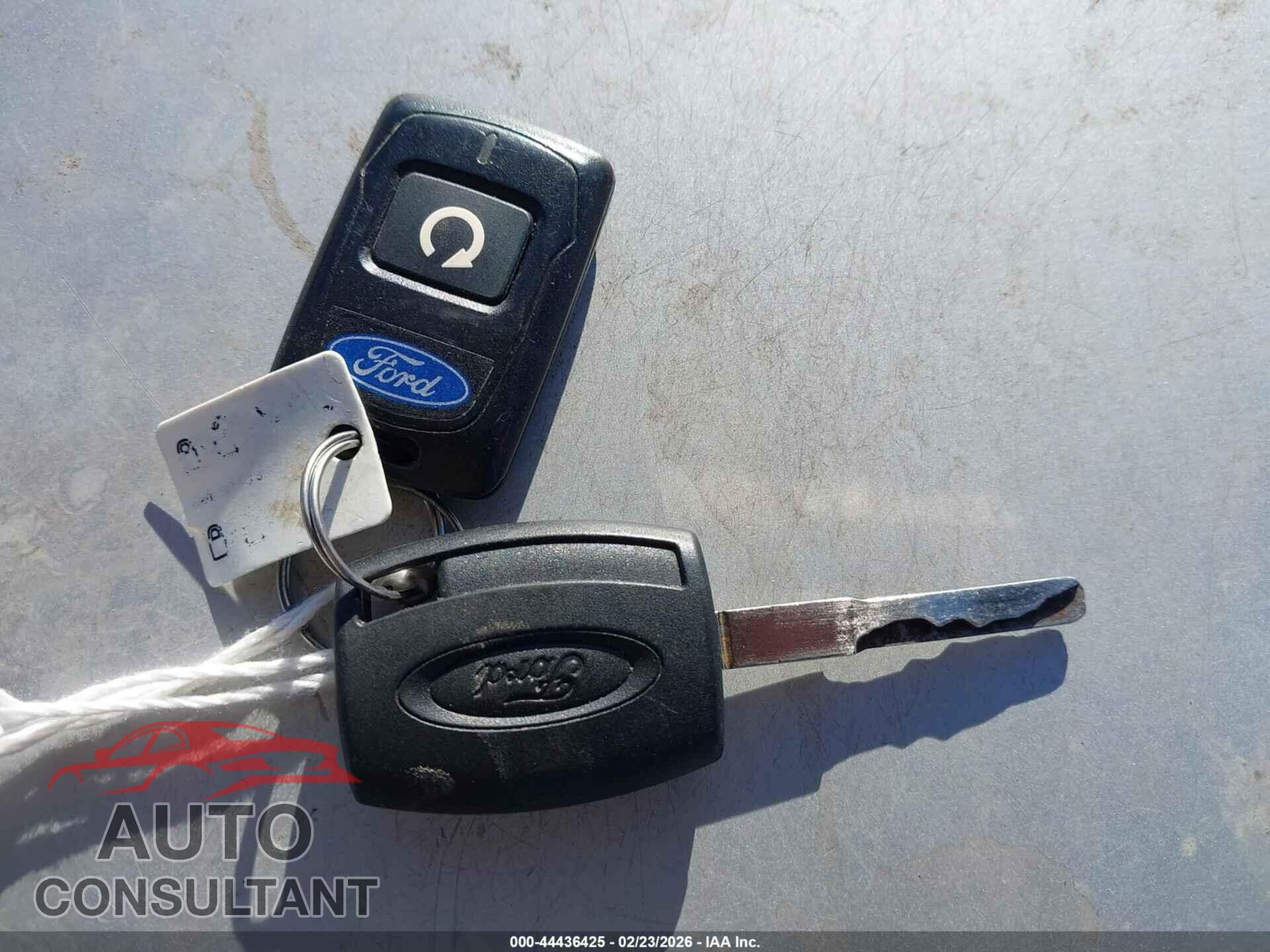 FORD FOCUS 2018 - 1FADP3E2XJL286891