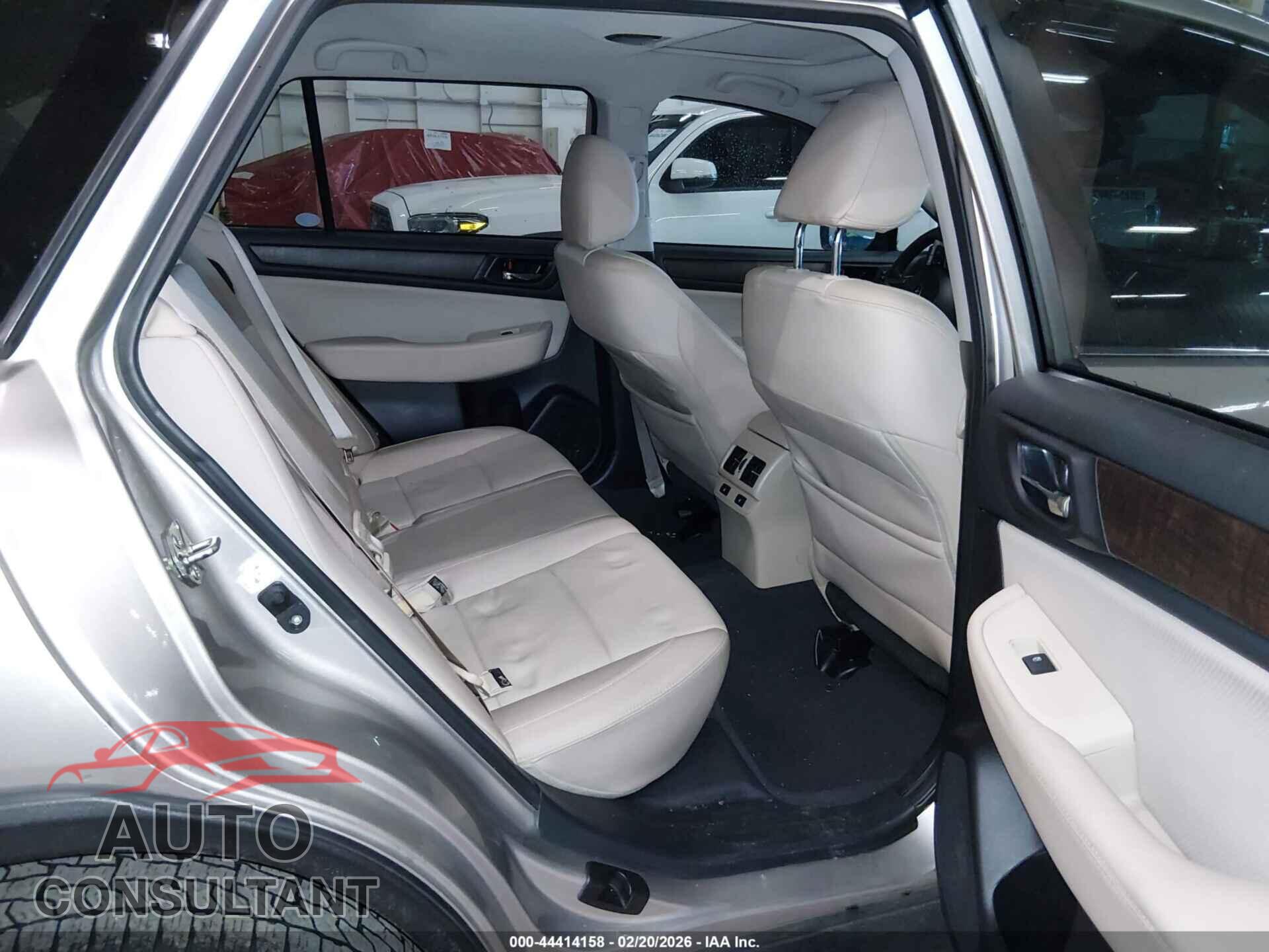 SUBARU OUTBACK 2017 - 4S4BSANCXH3394981