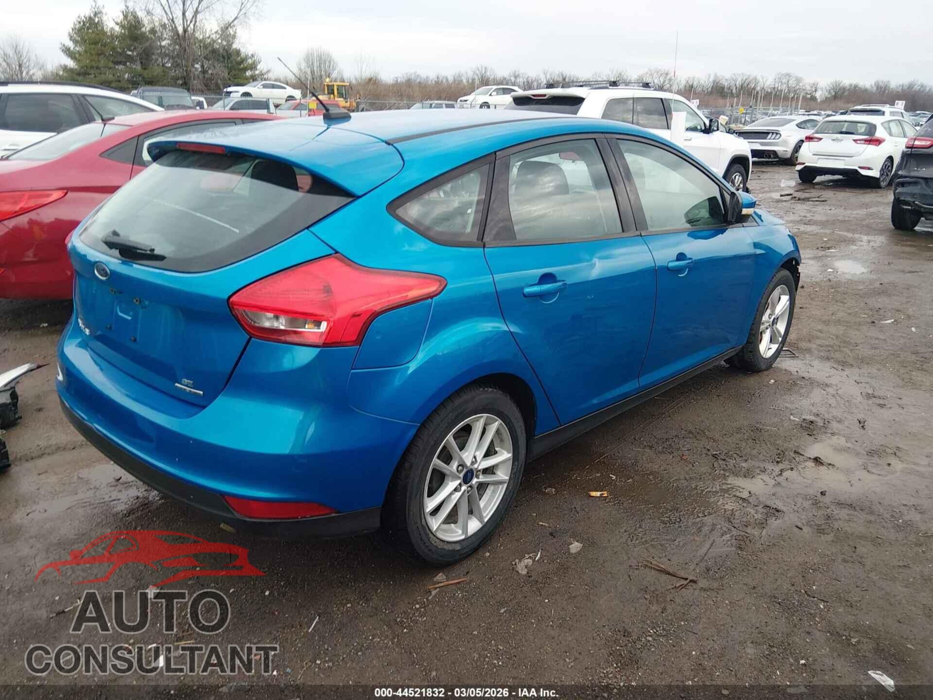 FORD FOCUS 2015 - 1FADP3K29FL223129